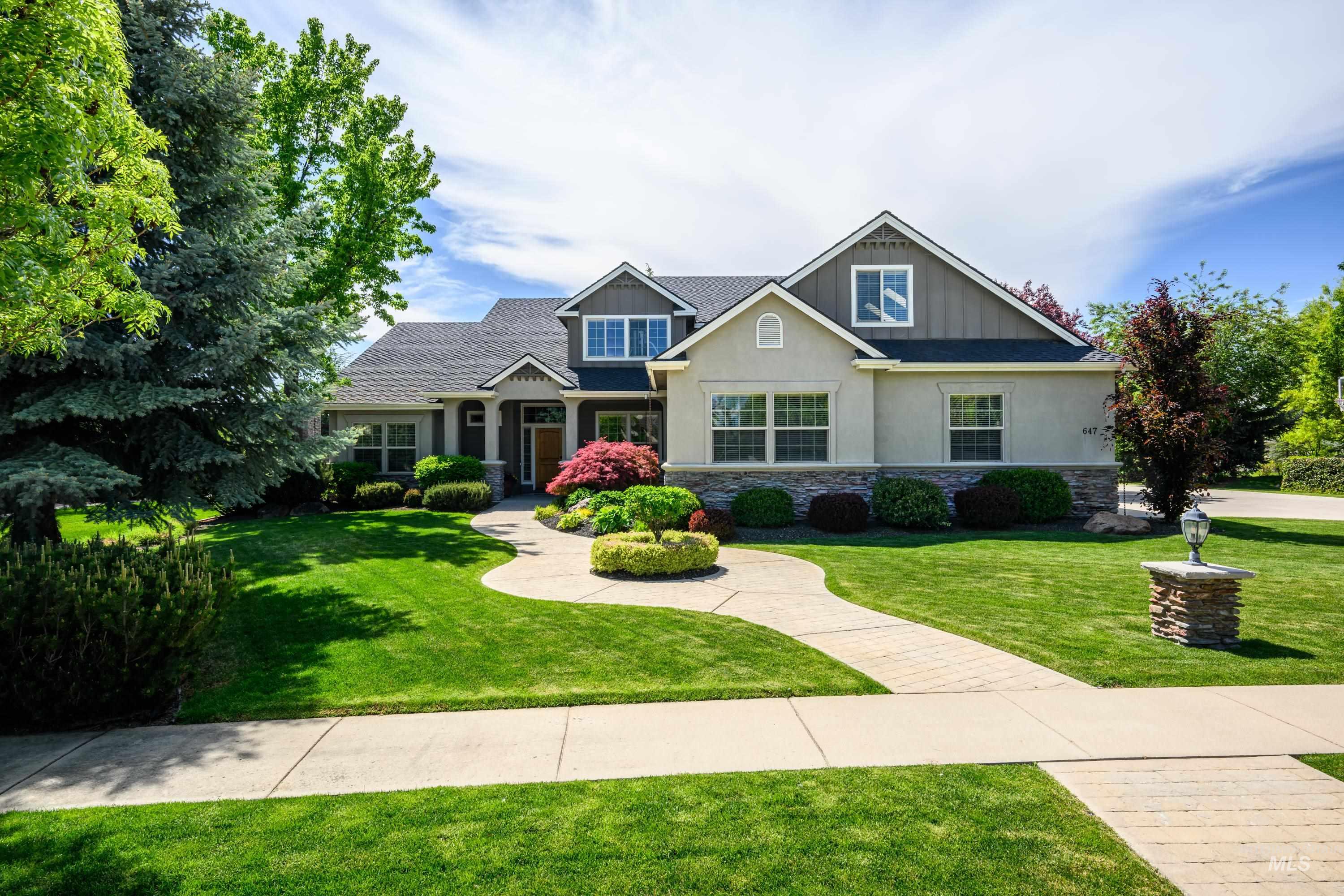 647 W Water Grove Drive, Eagle, Idaho 83616, 5 Bedrooms, 4.5 Bathrooms, Residential For Sale, Price $1,225,000,MLS 98969240