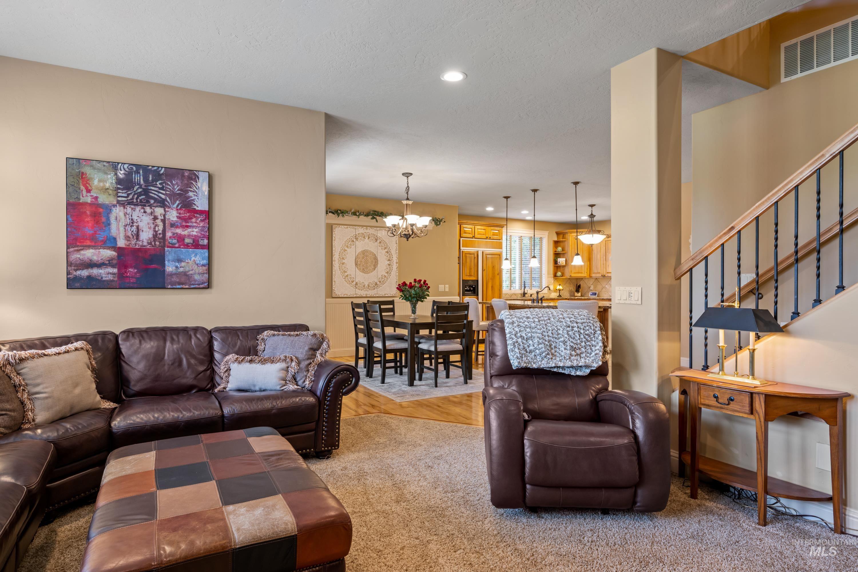 647 W Water Grove Drive, Eagle, Idaho 83616, 5 Bedrooms, 4.5 Bathrooms, Residential For Sale, Price $1,225,000,MLS 98969240