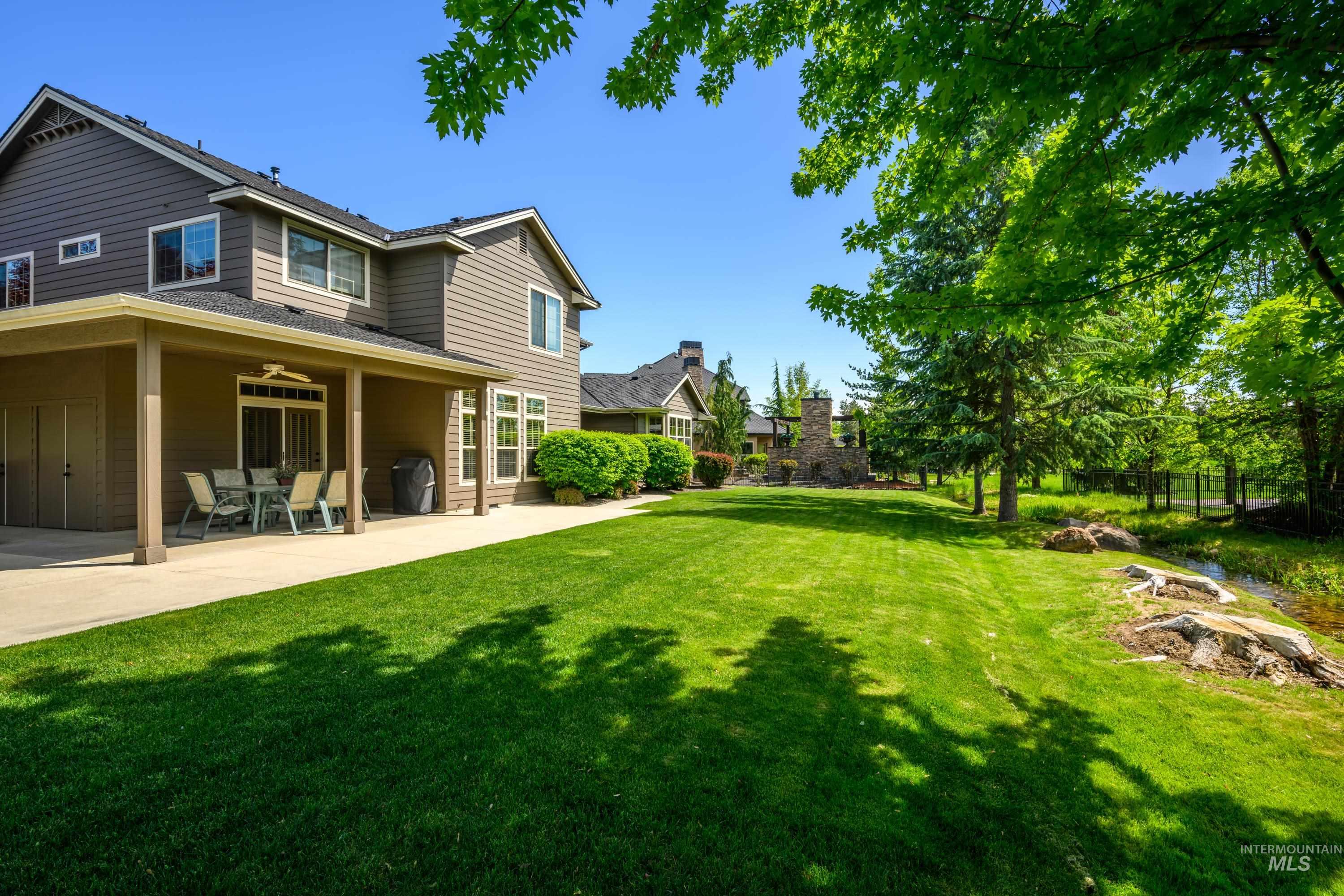 647 W Water Grove Drive, Eagle, Idaho 83616, 5 Bedrooms, 4.5 Bathrooms, Residential For Sale, Price $1,225,000,MLS 98969240