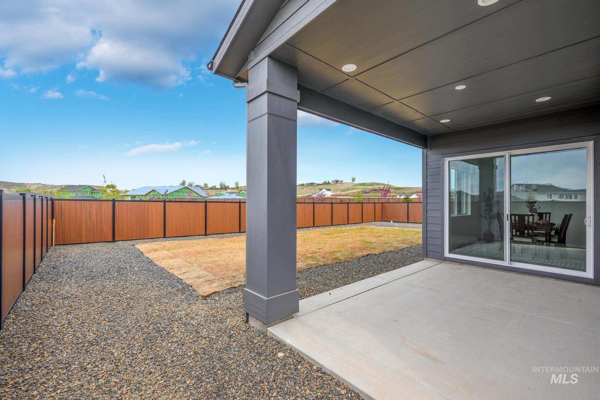 9767 W Nicasio Dr, Star, Idaho 83669, 3 Bedrooms, 2.5 Bathrooms, Residential For Sale, Price $669,000,MLS 98969241