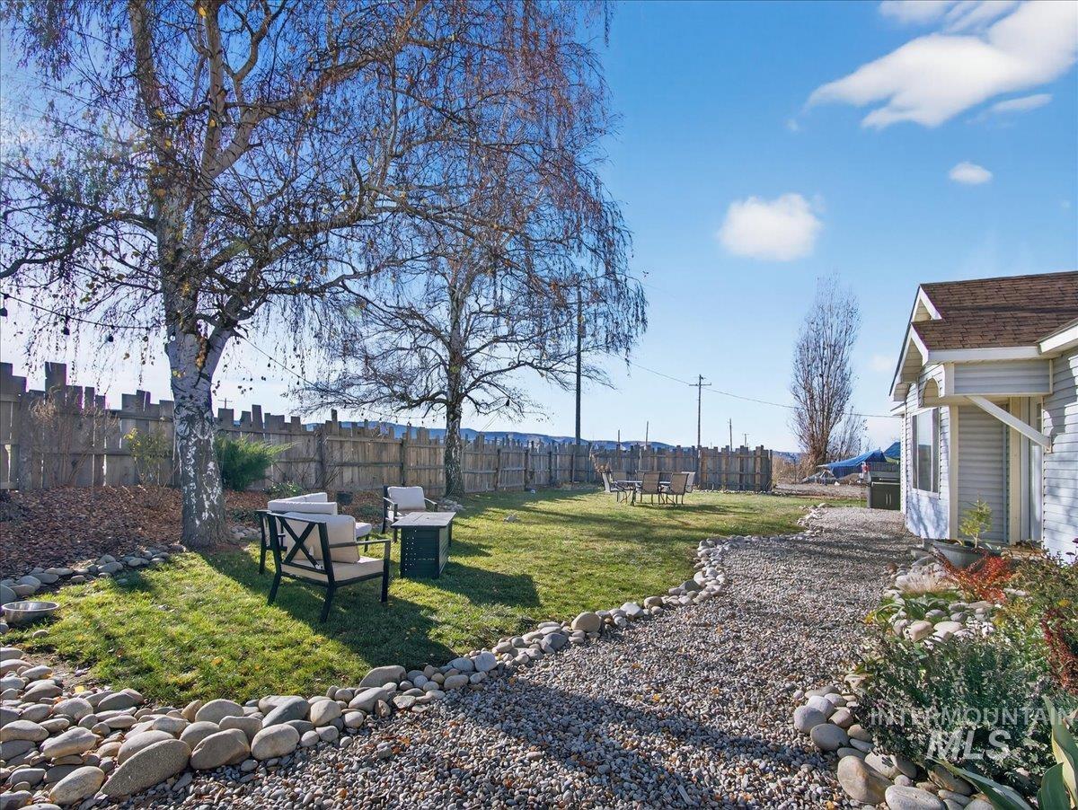 2588 W Sales Yard Road, Emmett, Idaho 83617, 3 Bedrooms, 1 Bathroom, Residential For Sale, Price $775,000,MLS 98969246