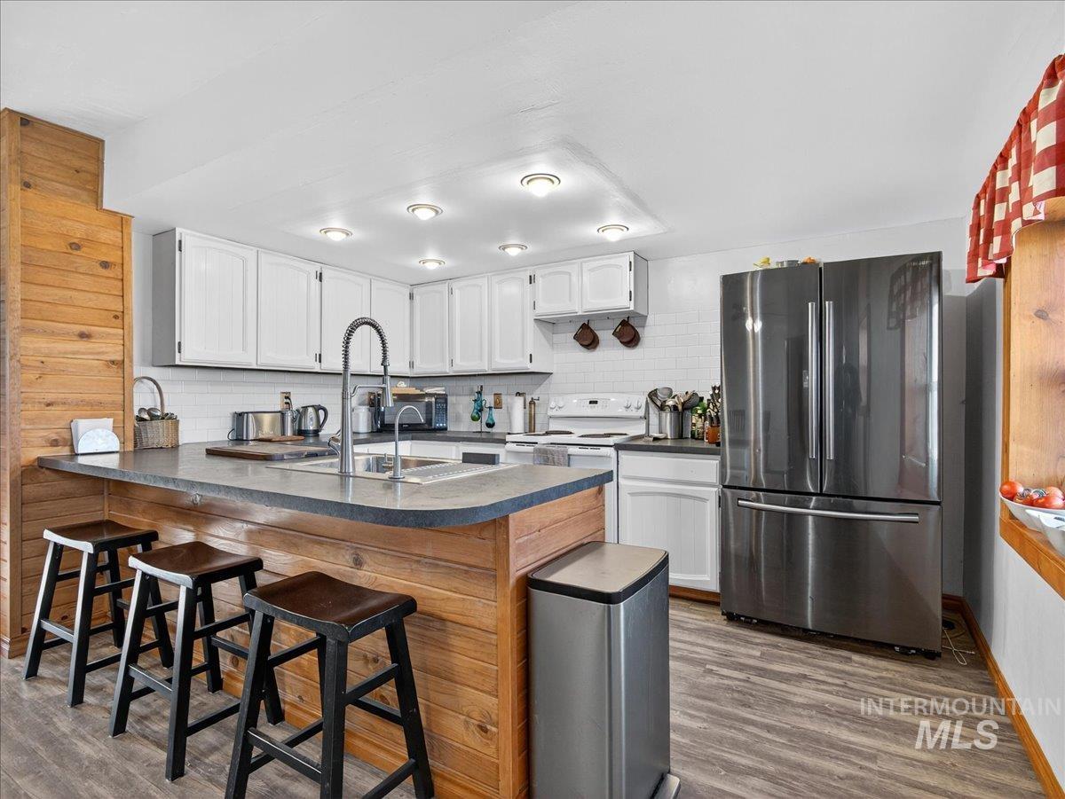 2588 W Sales Yard Road, Emmett, Idaho 83617, 3 Bedrooms, 1 Bathroom, Residential For Sale, Price $775,000,MLS 98969246