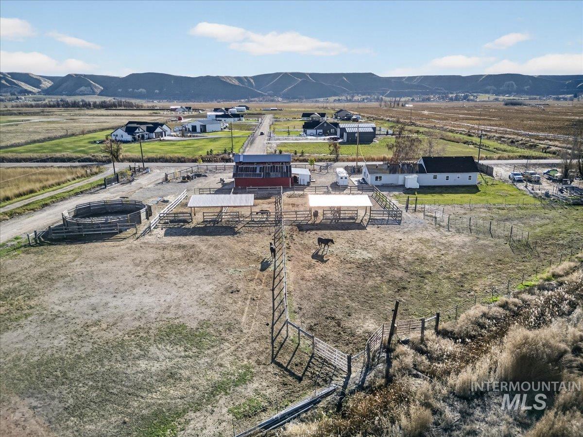 2588 W Sales Yard Road, Emmett, Idaho 83617, 3 Bedrooms, 1 Bathroom, Residential For Sale, Price $775,000,MLS 98969246