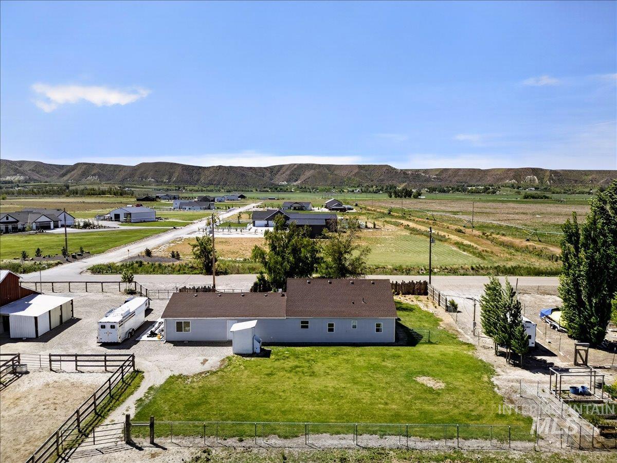 2588 W Sales Yard Road, Emmett, Idaho 83617, 3 Bedrooms, 1 Bathroom, Residential For Sale, Price $759,000,MLS 98969246
