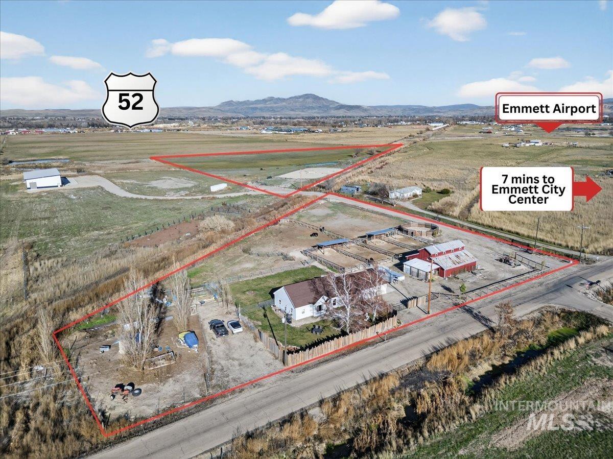 2588 W Sales Yard Road, Emmett, Idaho 83617, 3 Bedrooms, 1 Bathroom, Residential For Sale, Price $775,000,MLS 98969246