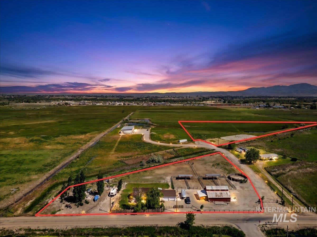2588 W Sales Yard Road, Emmett, Idaho 83617, 3 Bedrooms, 1 Bathroom, Residential For Sale, Price $693,000,MLS 98969246