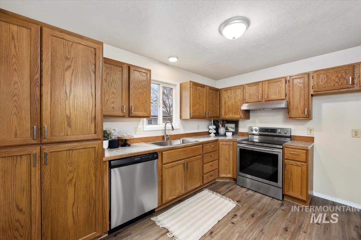 926 4Th Ave W, Twin Falls, Idaho 83301, 4 Bedrooms, 2 Bathrooms, Residential For Sale, Price $274,000,MLS 98969249