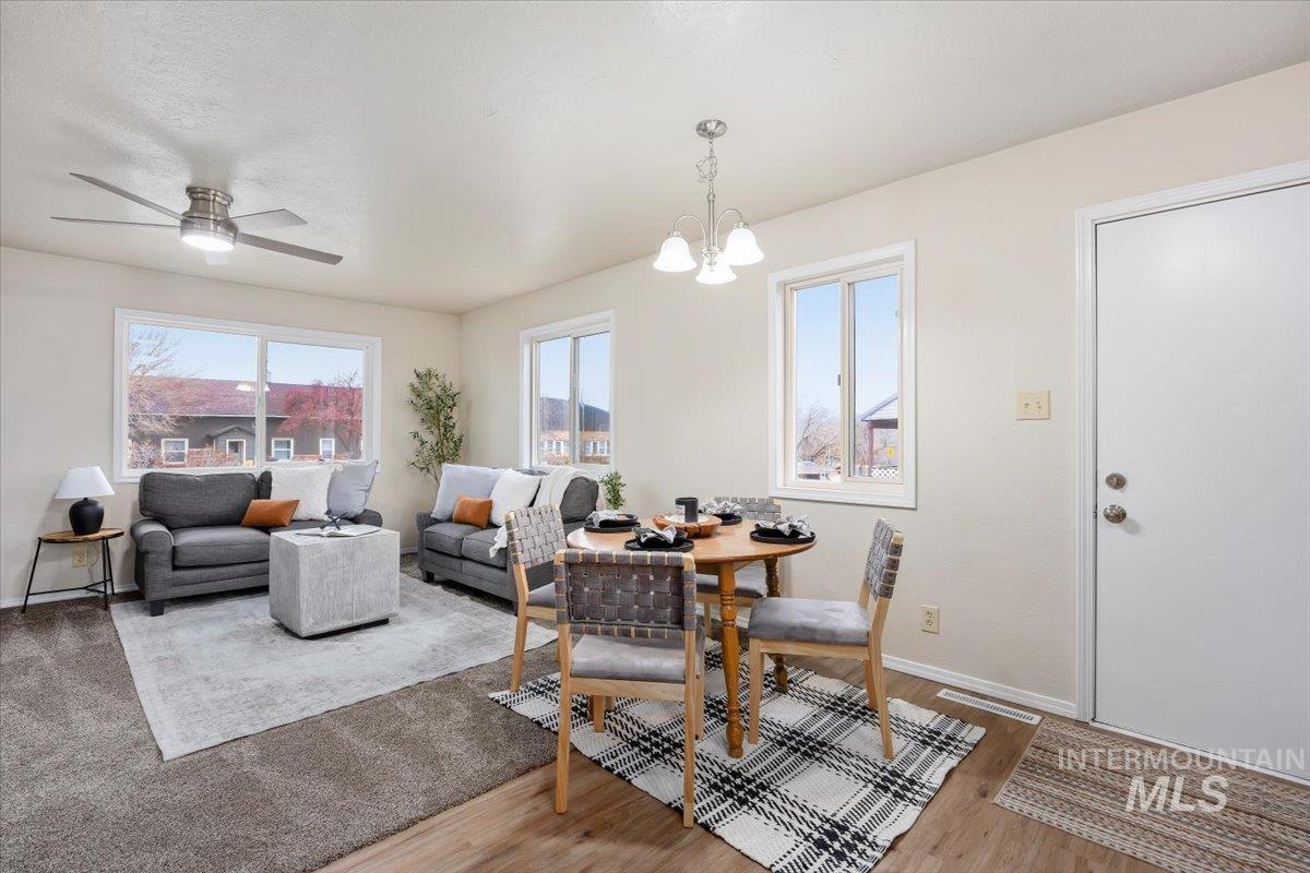 926 4Th Ave W, Twin Falls, Idaho 83301, 4 Bedrooms, 2 Bathrooms, Residential For Sale, Price $274,000,MLS 98969249