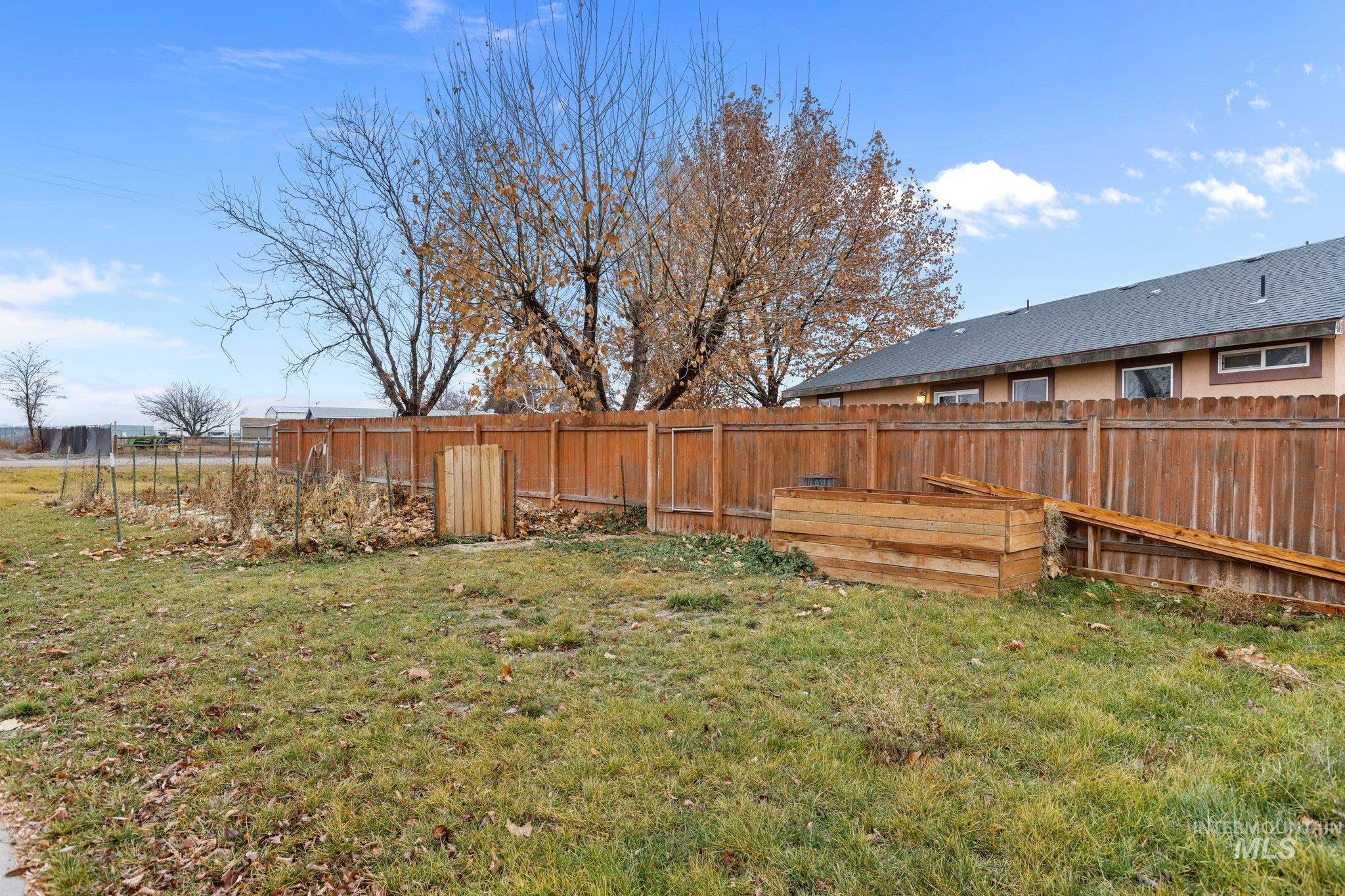 113 Rose Petal Ct, Wilder, Idaho 83676-6029, 4 Bedrooms, 2 Bathrooms, Residential For Sale, Price $339,900,MLS 98969250