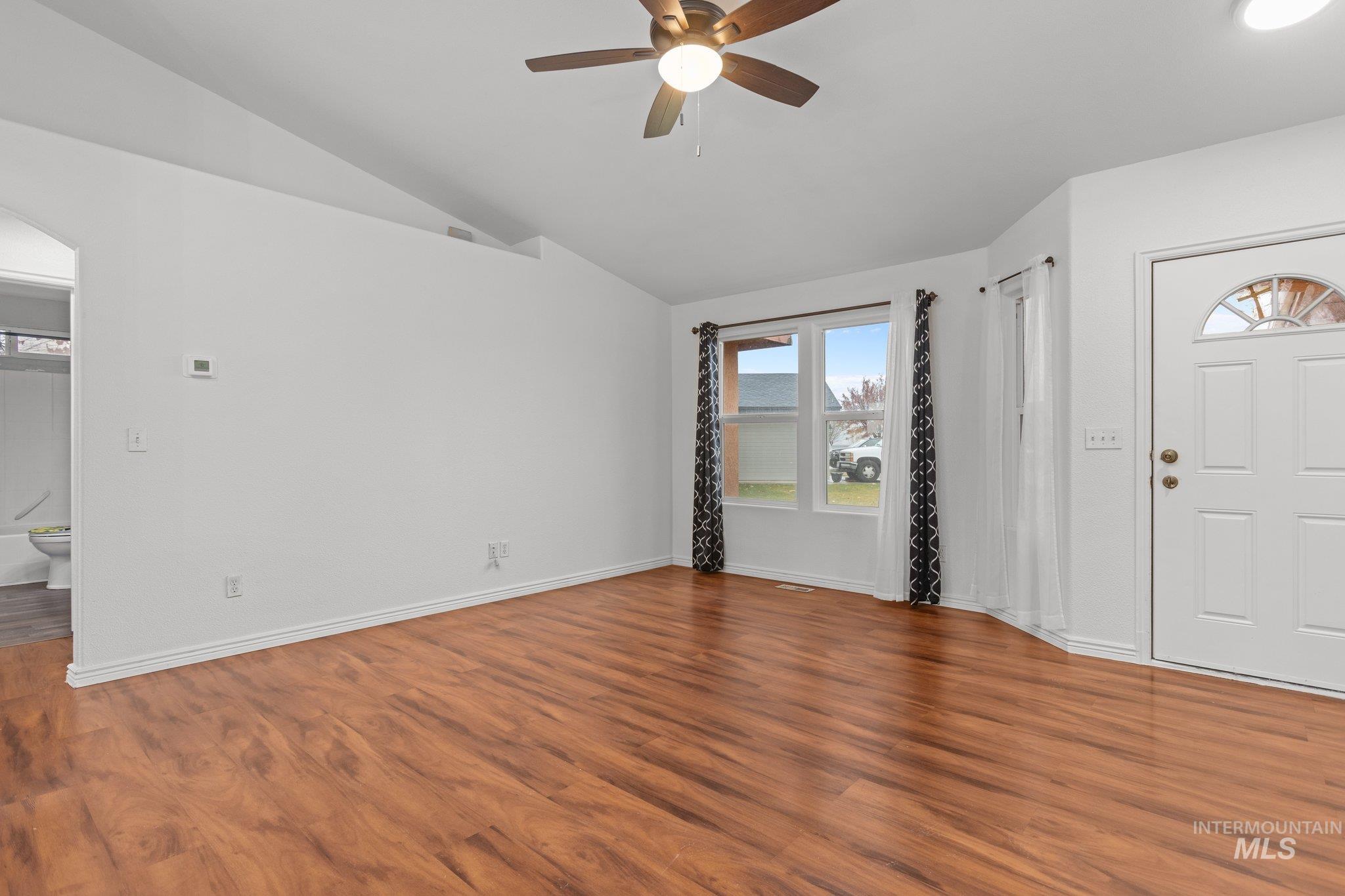 113 Rose Petal Ct, Wilder, Idaho 83676-6029, 4 Bedrooms, 2 Bathrooms, Residential For Sale, Price $339,900,MLS 98969250