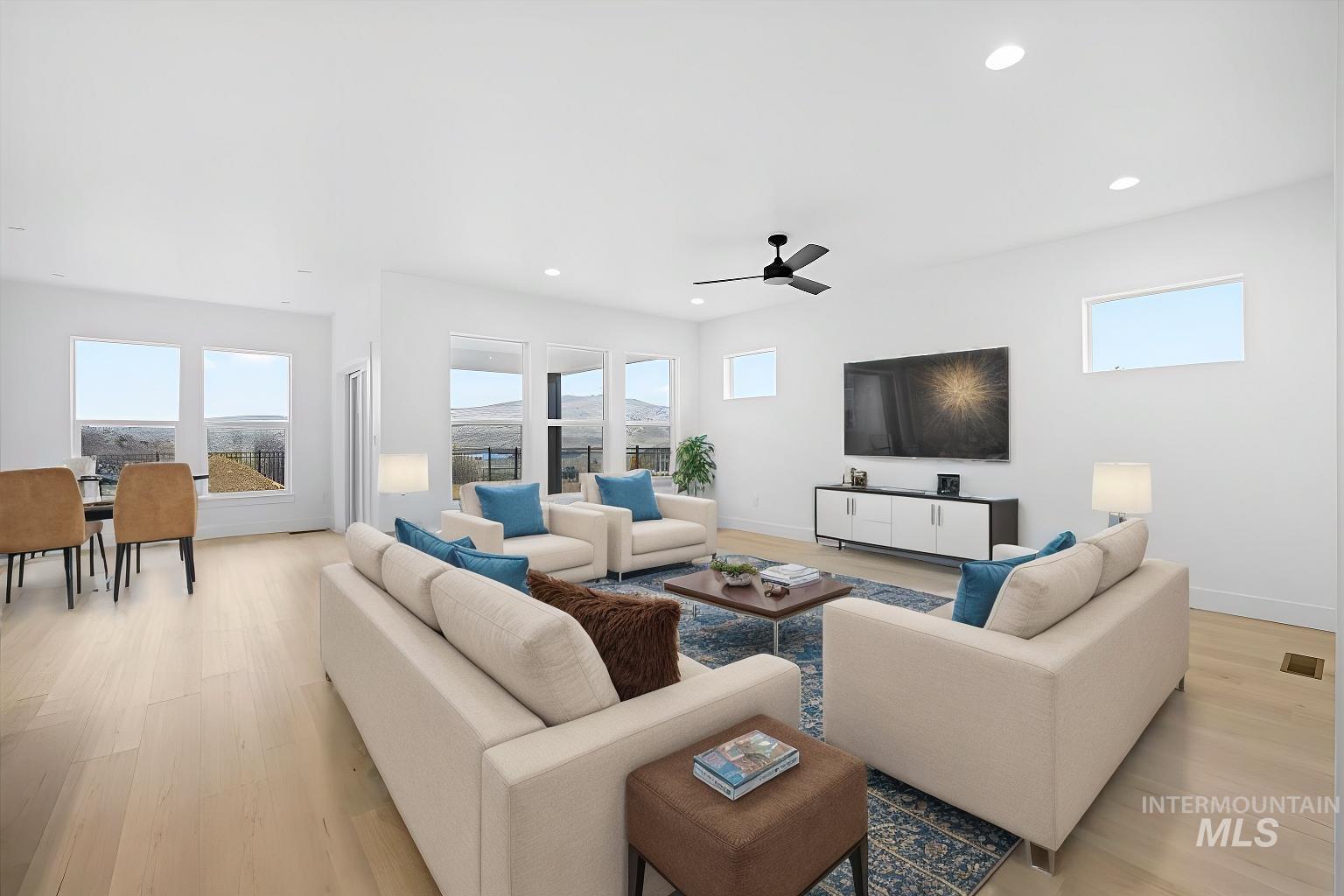 6725 S Kirsten Way, Eagle, Idaho 83629, 3 Bedrooms, 2 Bathrooms, Residential For Sale, Price $724,500,MLS 98969255