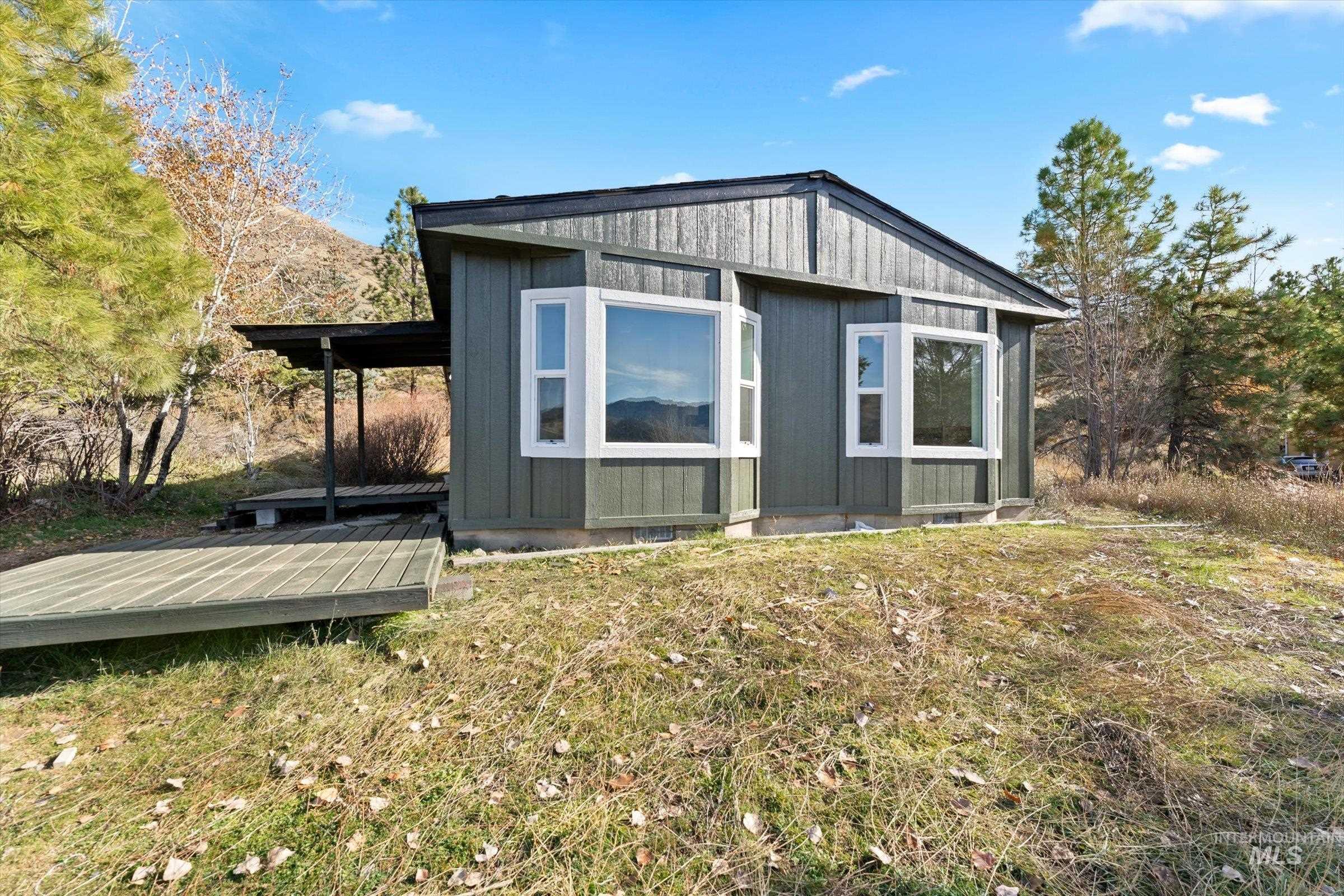 3 Norwood Court, Boise, Idaho 83716, 3 Bedrooms, 2 Bathrooms, Residential For Sale, Price $534,900,MLS 98969260