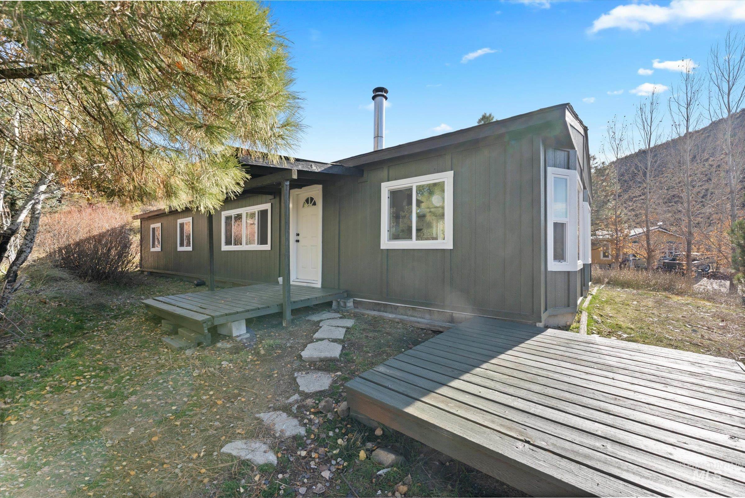 3 Norwood Court, Boise, Idaho 83716, 3 Bedrooms, 2 Bathrooms, Residential For Sale, Price $534,900,MLS 98969260