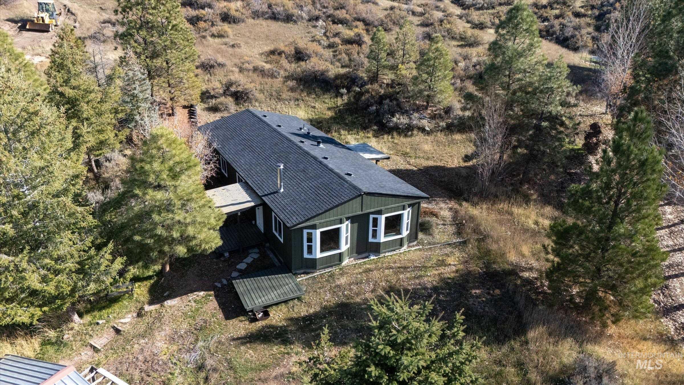 3 Norwood Court, Boise, Idaho 83716, 3 Bedrooms, 2 Bathrooms, Residential For Sale, Price $534,900,MLS 98969260