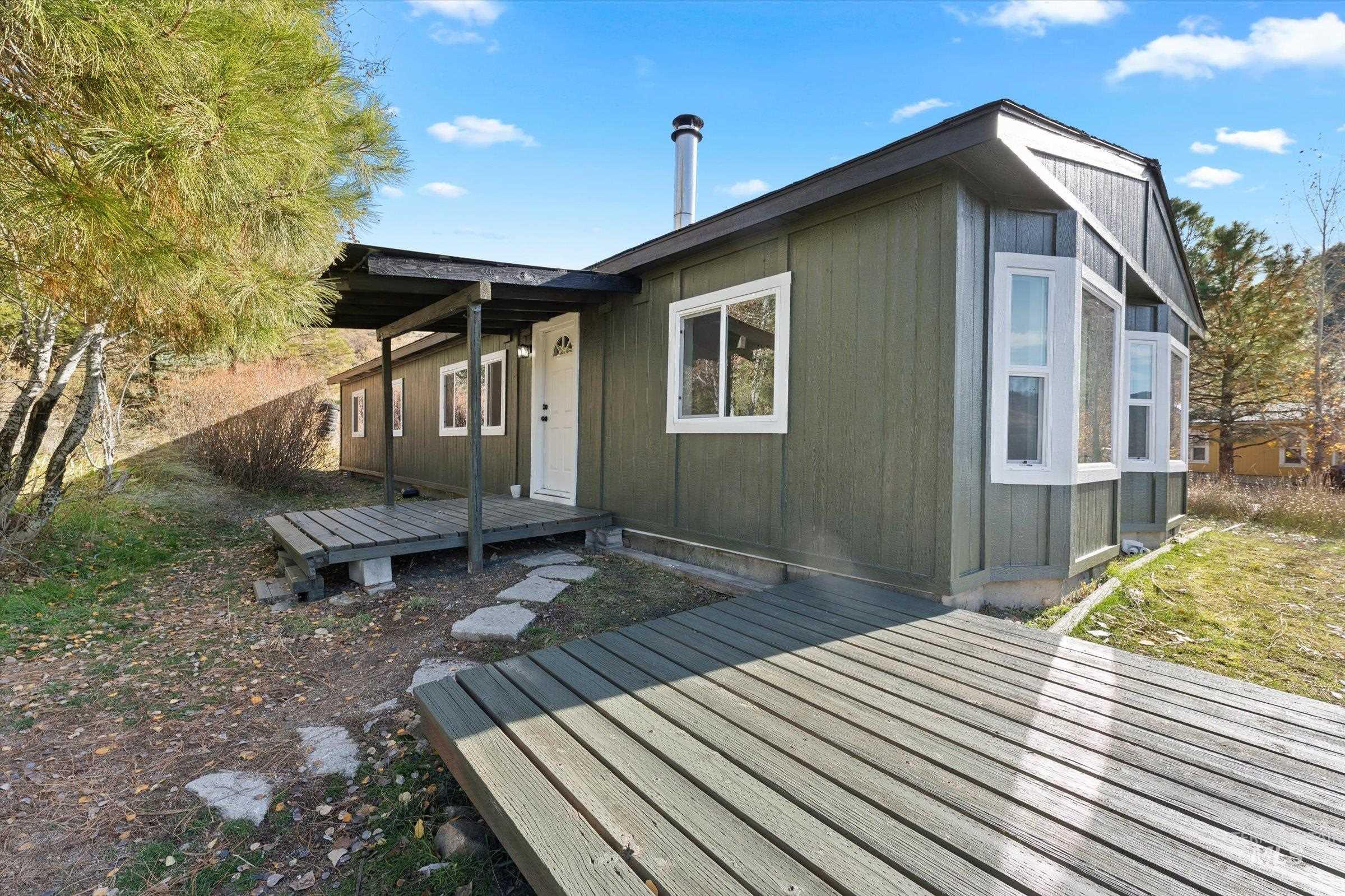 3 Norwood Court, Boise, Idaho 83716, 3 Bedrooms, 2 Bathrooms, Residential For Sale, Price $534,900,MLS 98969260