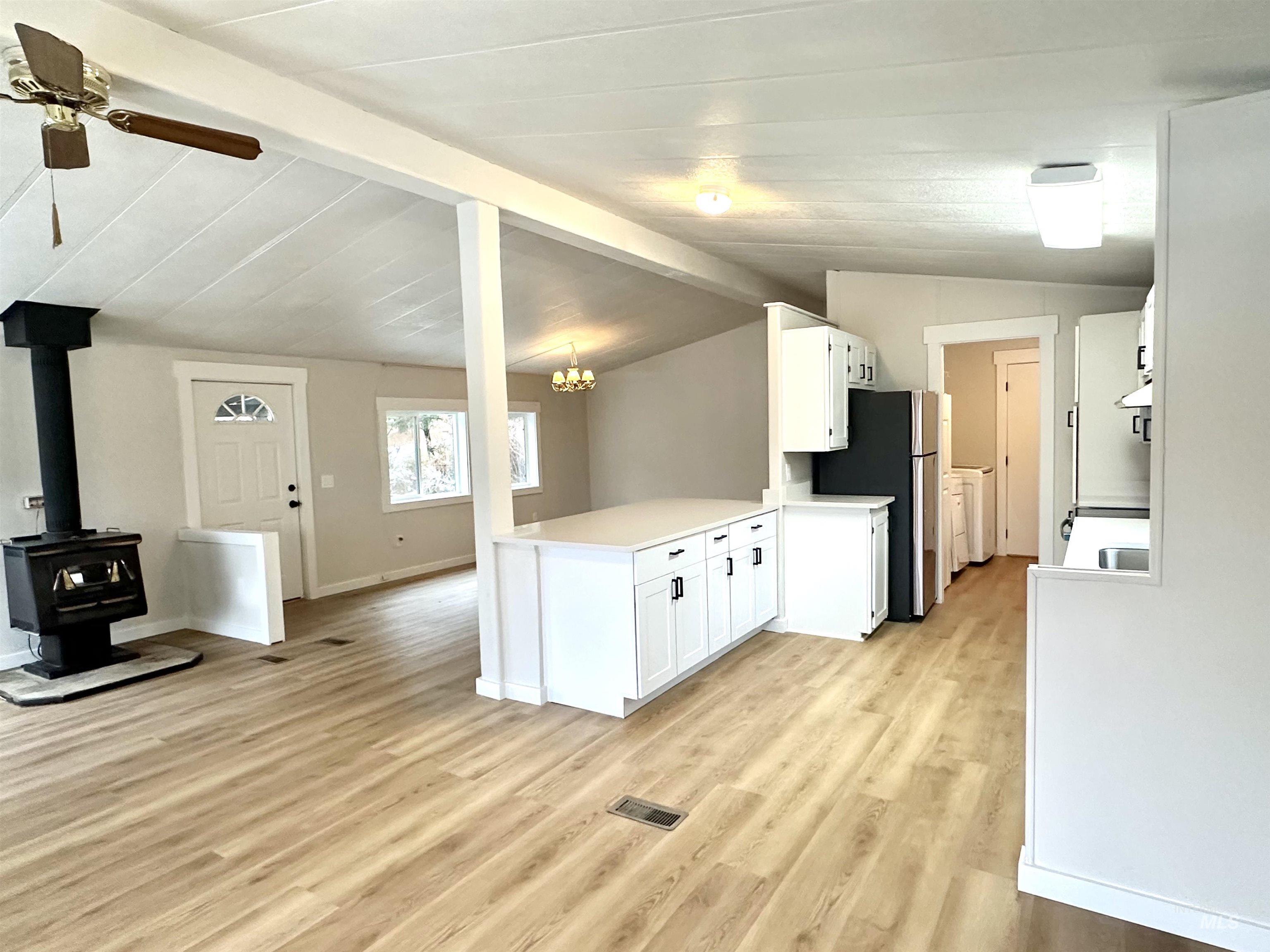 3 Norwood Court, Boise, Idaho 83716, 3 Bedrooms, 2 Bathrooms, Residential For Sale, Price $534,900,MLS 98969260