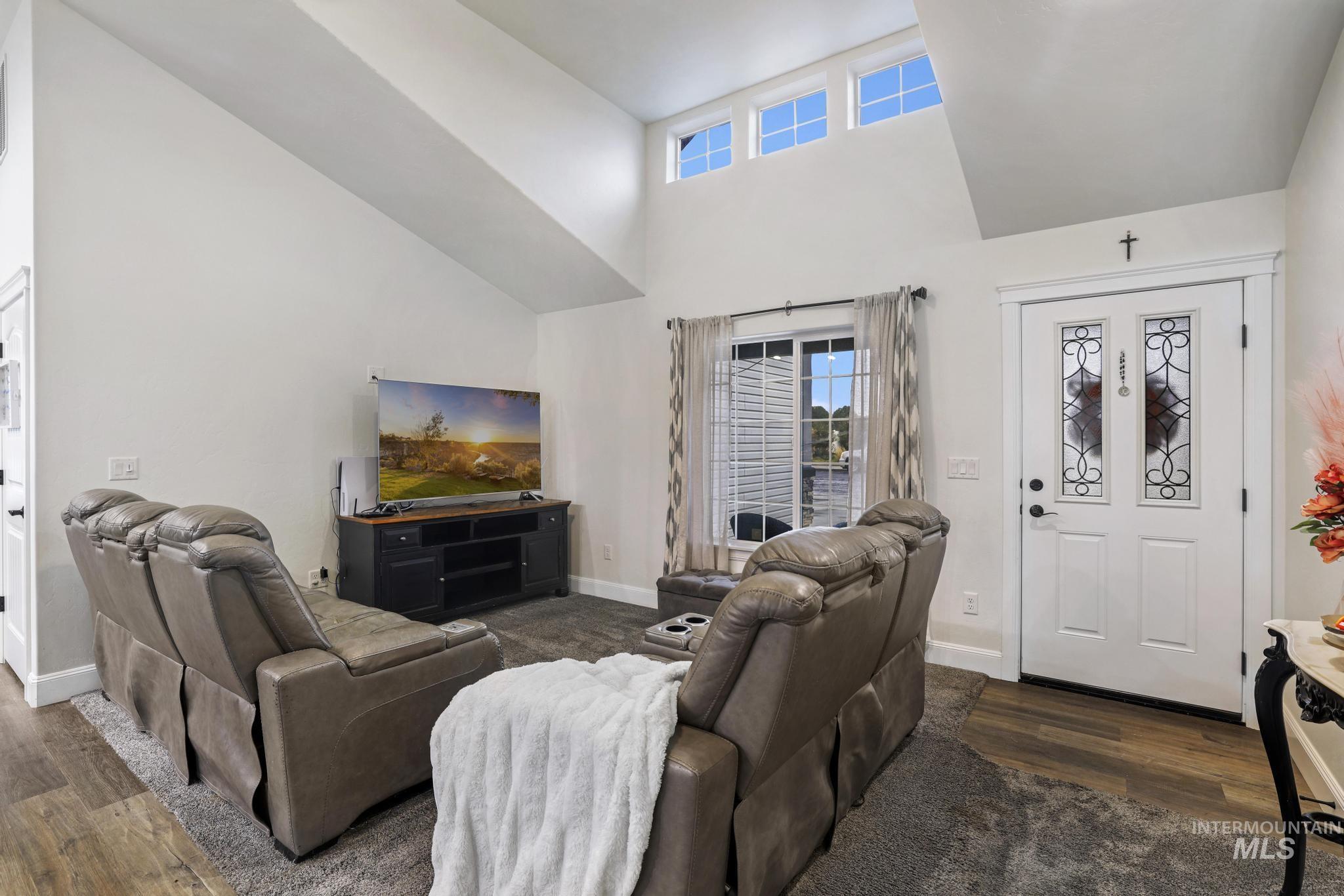 1240 Kimberly Meadows Rd, Kimberly, Idaho 83341, 3 Bedrooms, 2.5 Bathrooms, Residential For Sale, Price $425,000,MLS 98969261