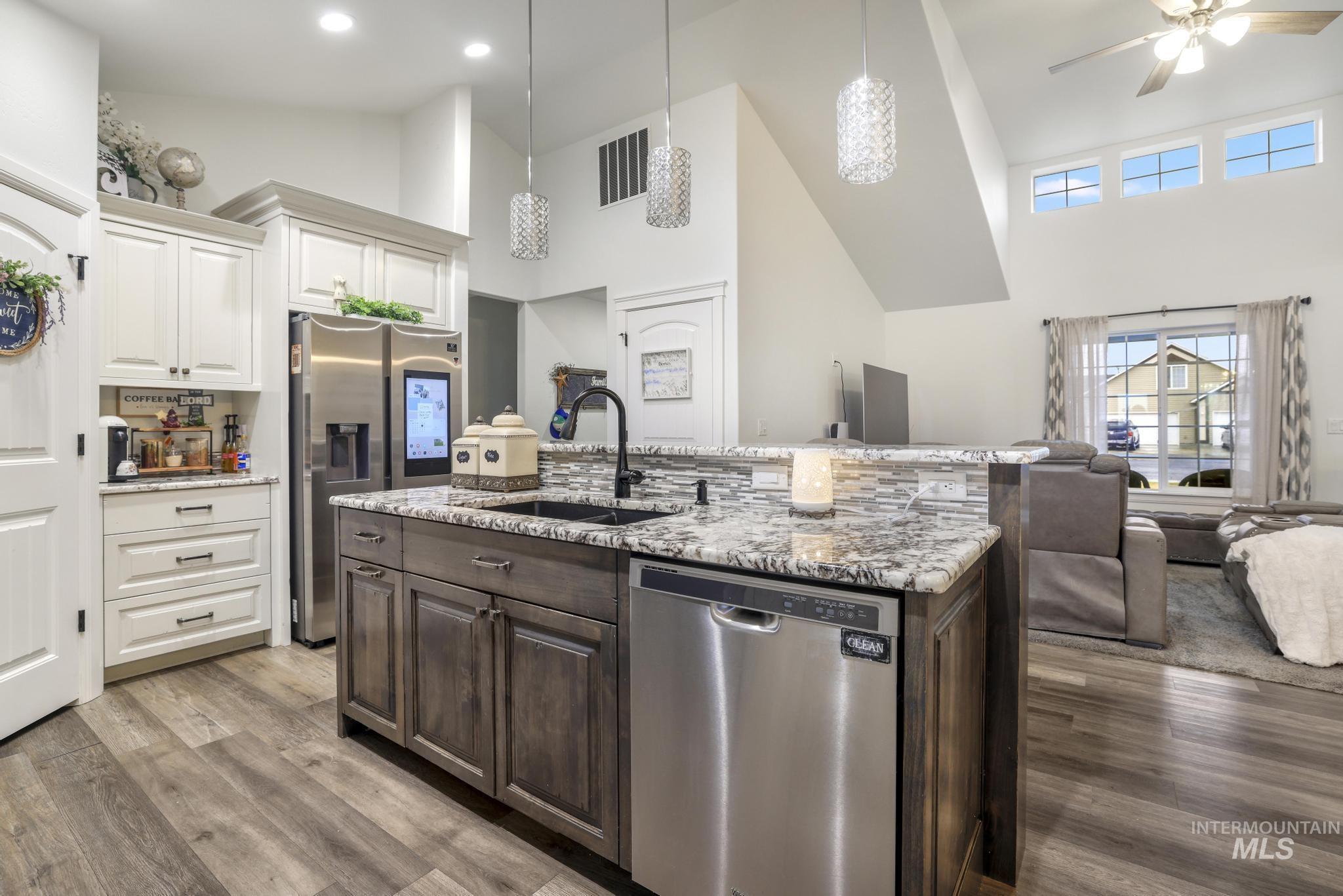 1240 Kimberly Meadows Rd, Kimberly, Idaho 83341, 3 Bedrooms, 2.5 Bathrooms, Residential For Sale, Price $425,000,MLS 98969261