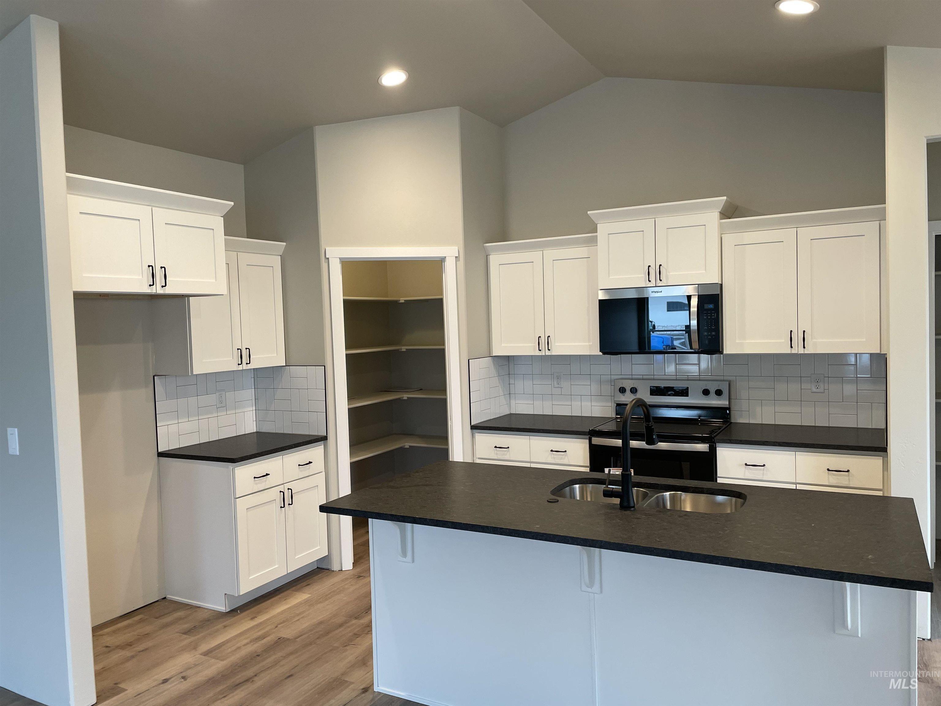 904 Quartz Rd, Kimberly, Idaho 83341, 3 Bedrooms, 2 Bathrooms, Residential For Sale, Price $409,900,MLS 98969265