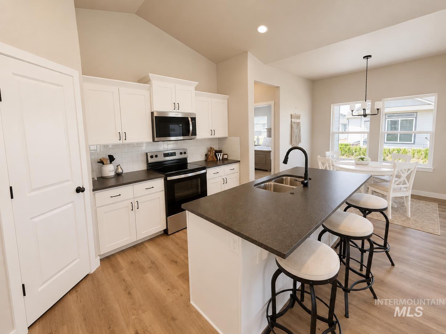 904 Quartz Rd, Kimberly, Idaho 83341, 3 Bedrooms, 2 Bathrooms, Residential For Sale, Price $404,900, 98969265