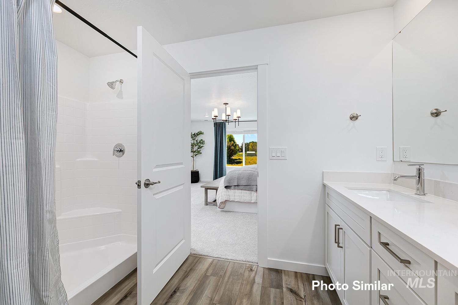 1315 S Bobby Ave, Kuna, Idaho 83634, 3 Bedrooms, 2.5 Bathrooms, Residential For Sale, Price $534,900,MLS 98969270