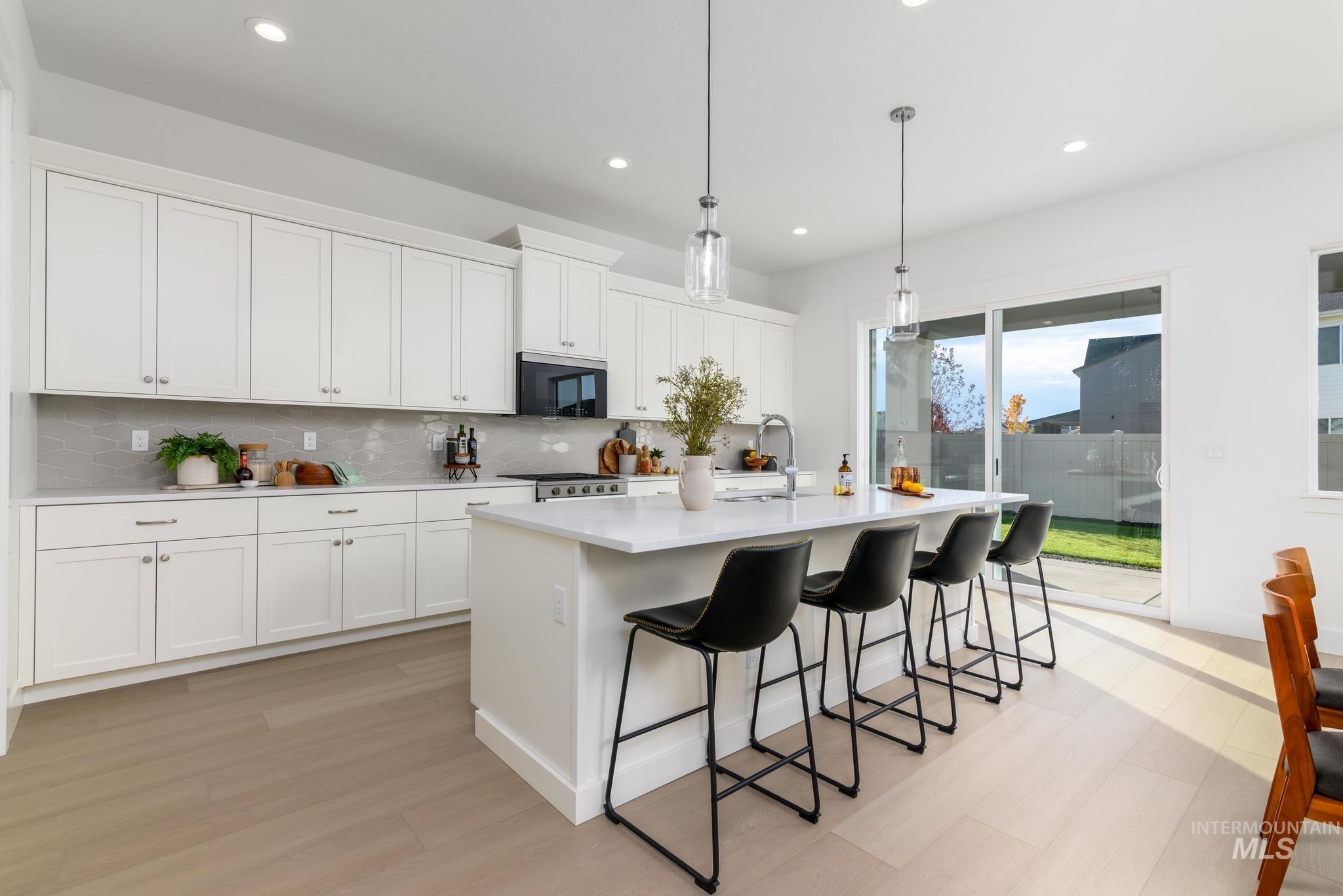 1309 W Grassland Ct, Middleton, Idaho 83644, 4 Bedrooms, 3.5 Bathrooms, Residential For Sale, Price $684,000,MLS 98969274