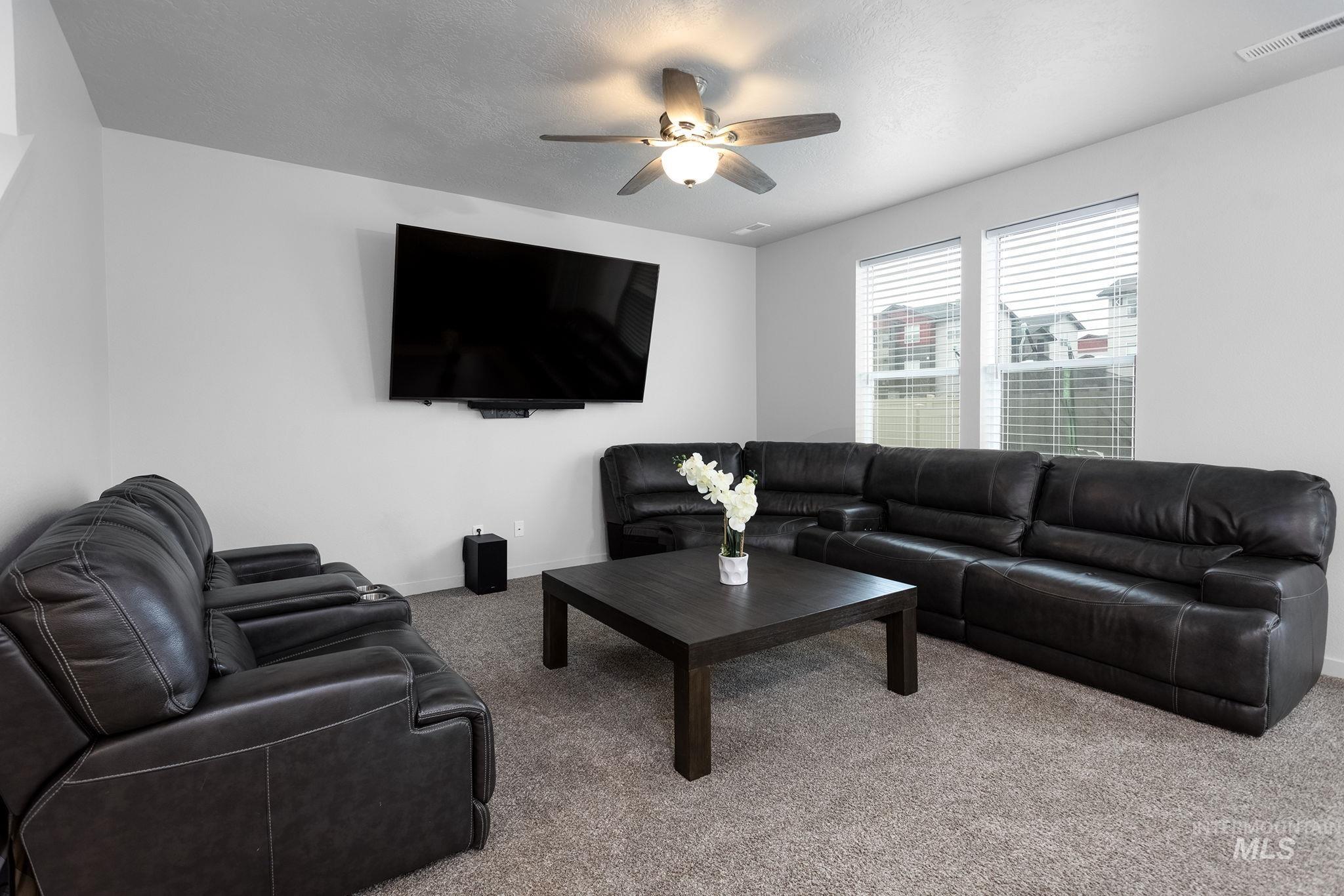 262 S Riggs Spring, Meridian, Idaho 83642, 3 Bedrooms, 2.5 Bathrooms, Residential For Sale, Price $469,900,MLS 98969280