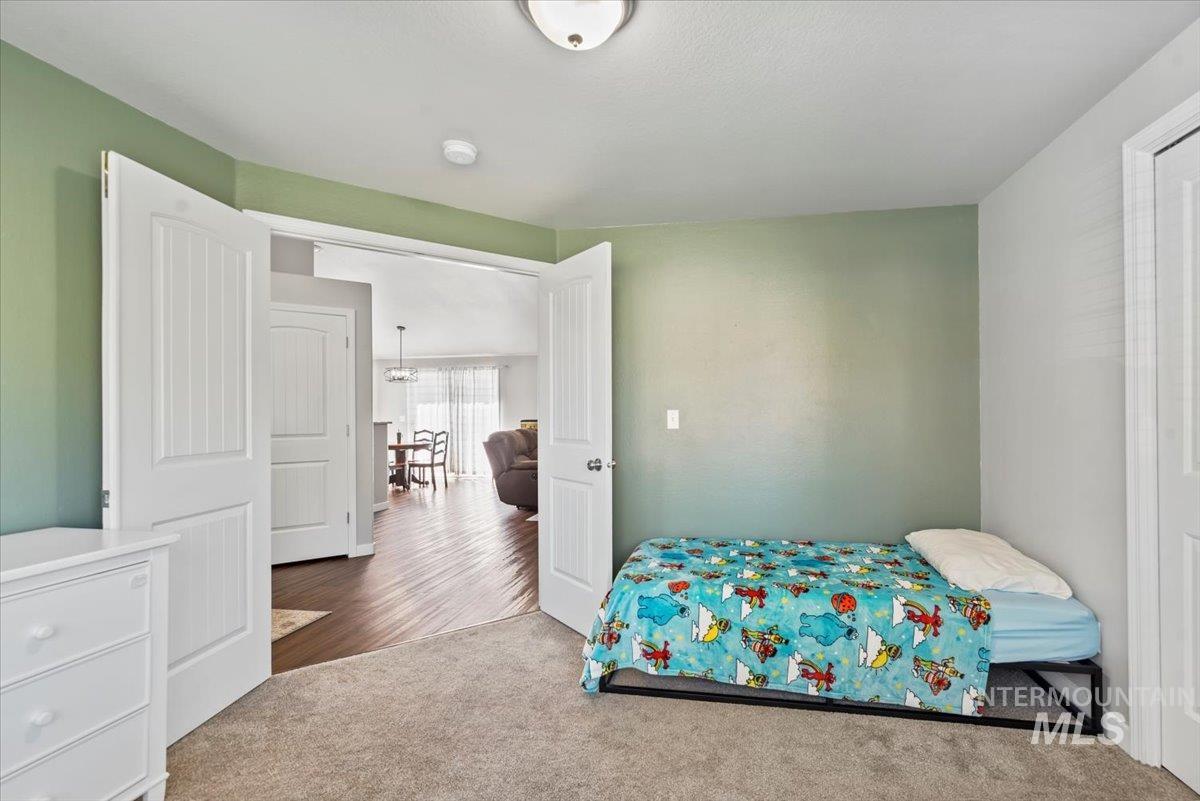 2905 W Elk Stream St, Meridian, Idaho 83646, 3 Bedrooms, 2 Bathrooms, Residential For Sale, Price $425,000,MLS 98969284