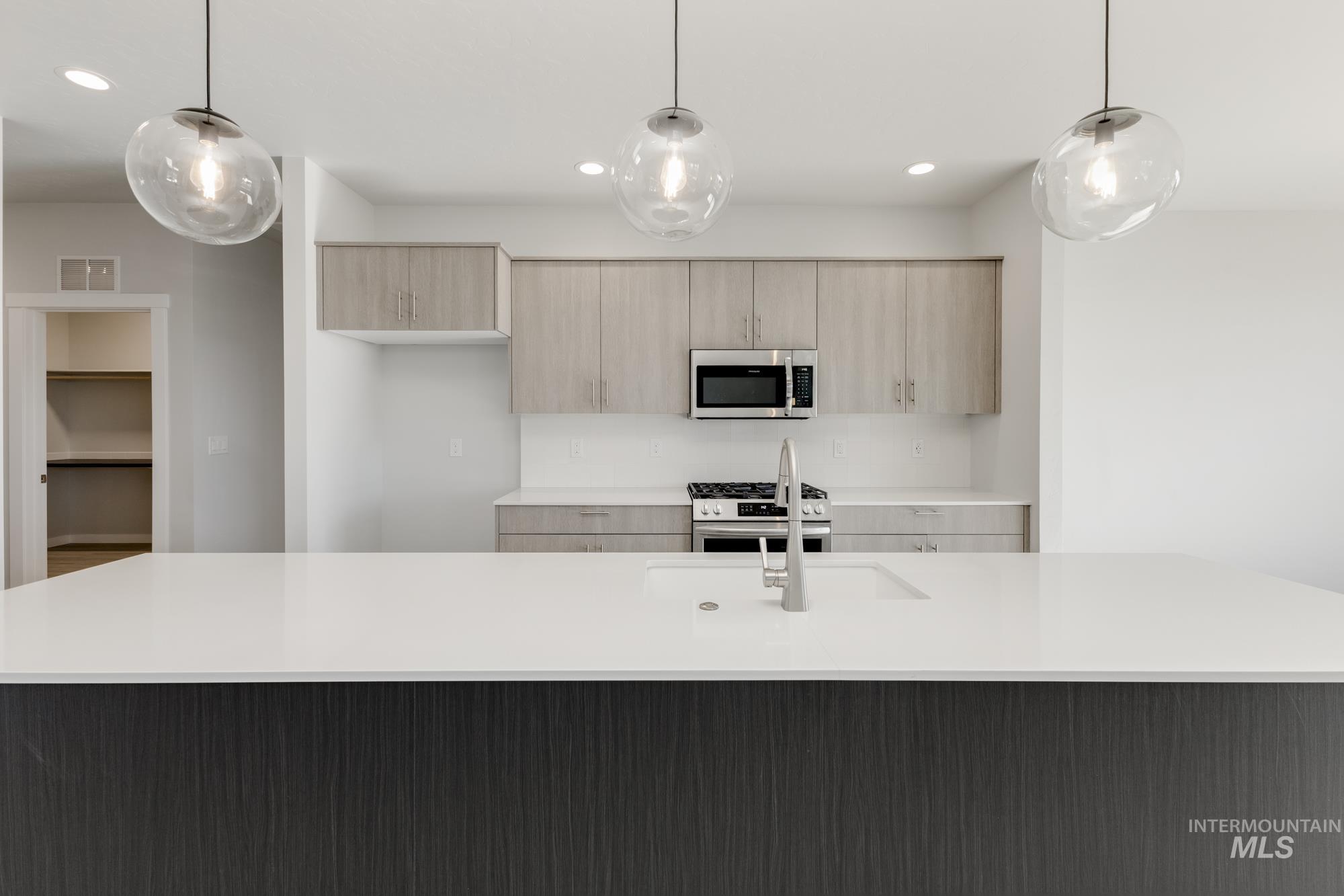 5358 W Yarnell St, Eagle, Idaho 83616, 4 Bedrooms, 2 Bathrooms, Residential For Sale, Price $669,990,MLS 98969285