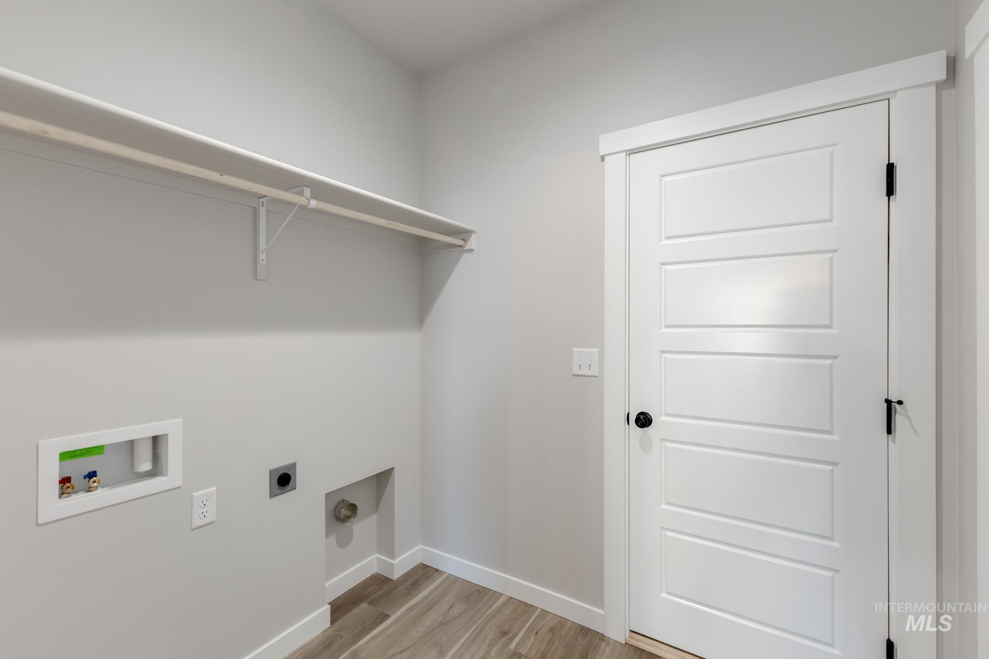 10574 W Teratai St, Star, Idaho 83669, 3 Bedrooms, 2.5 Bathrooms, Residential For Sale, Price $444,990, 98969289