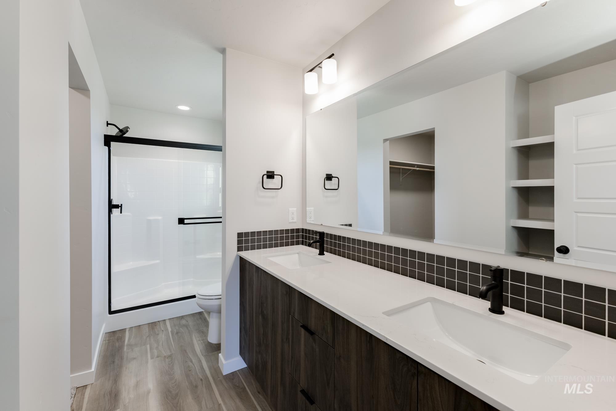 10574 W Teratai St, Star, Idaho 83669, 3 Bedrooms, 2.5 Bathrooms, Residential For Sale, Price $444,990, 98969289