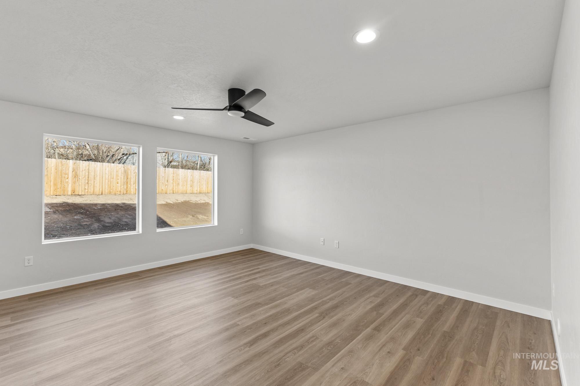 1602 Long Pond St, Middleton, Idaho 83644, 4 Bedrooms, 2.5 Bathrooms, Residential For Sale, Price $454,990,MLS 98969290