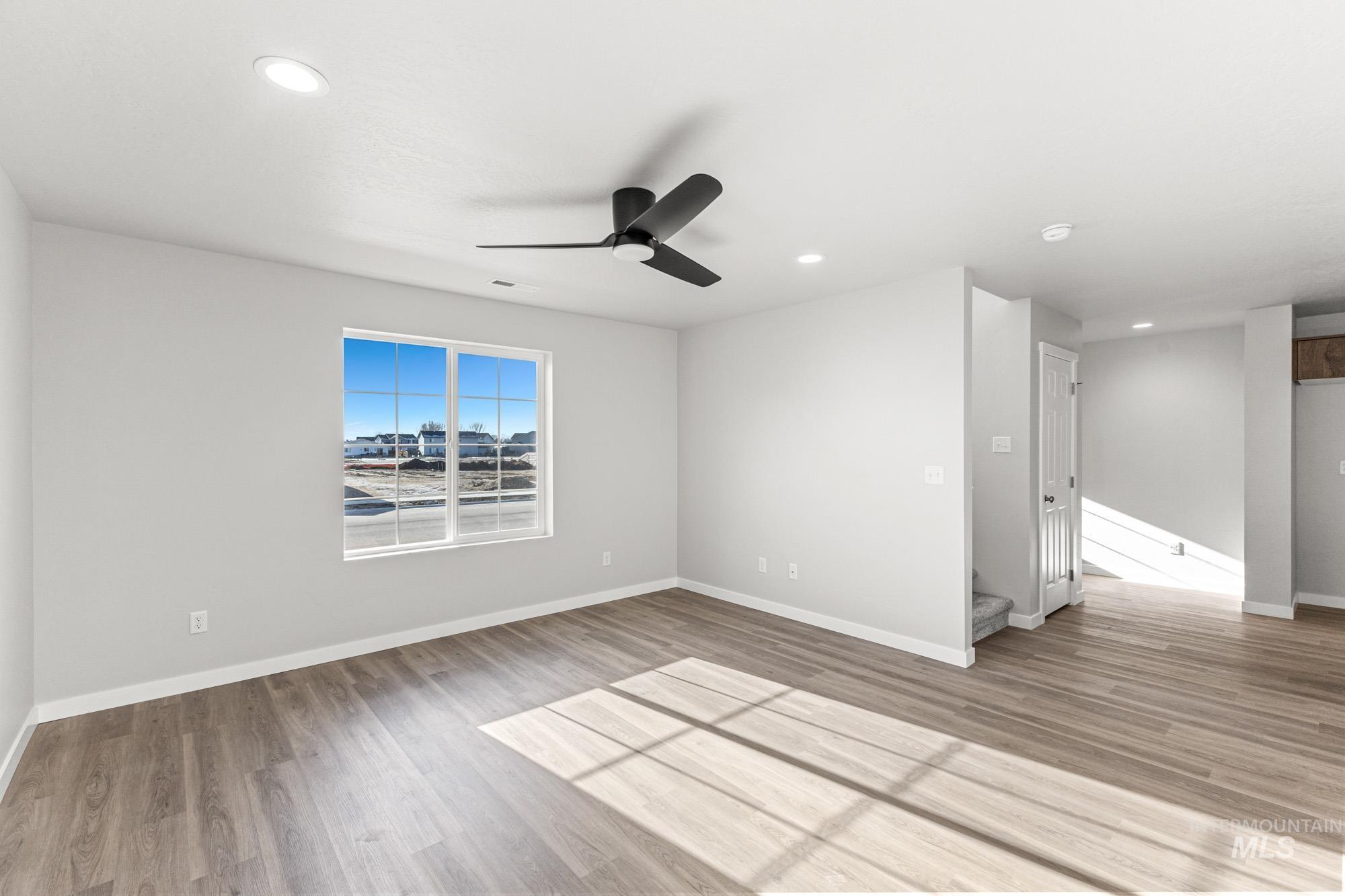 1436 Long Pond St, Middleton, Idaho 83644, 3 Bedrooms, 2.5 Bathrooms, Residential For Sale, Price $424,990, 98969291