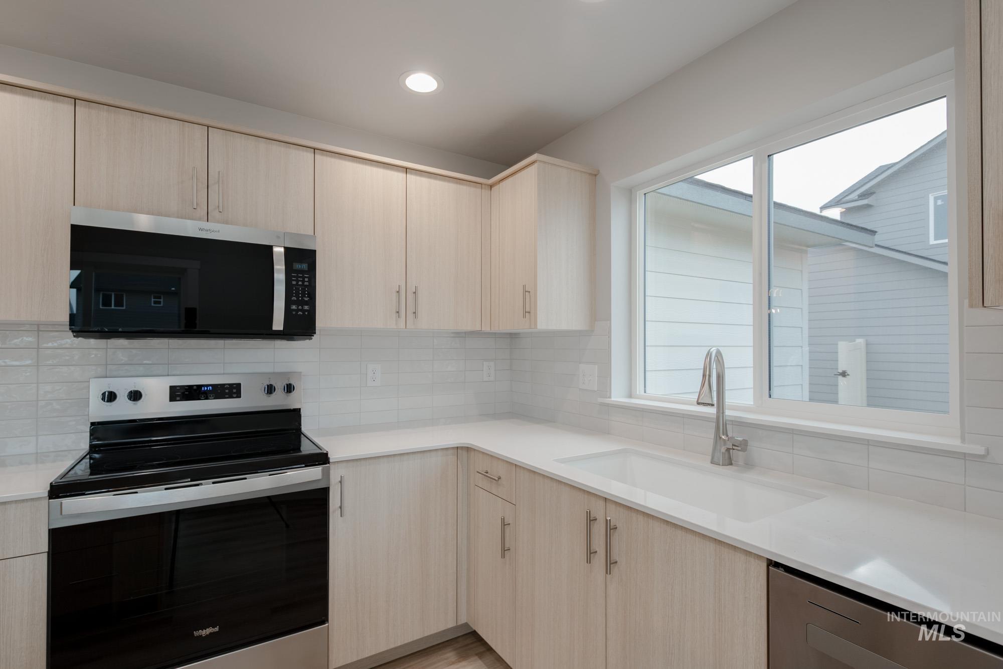 18417 N Trumpet Lily Ave, Nampa, Idaho 83687, 4 Bedrooms, 2.5 Bathrooms, Residential For Sale, Price $429,990,MLS 98969294