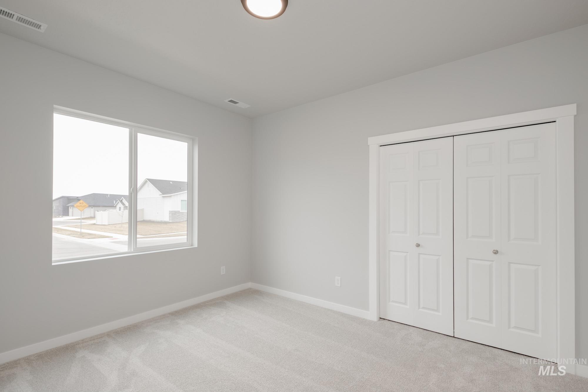 9138 W Violet St, Nampa, Idaho 83687, 4 Bedrooms, 2.5 Bathrooms, Residential For Sale, Price $529,990,MLS 98969295