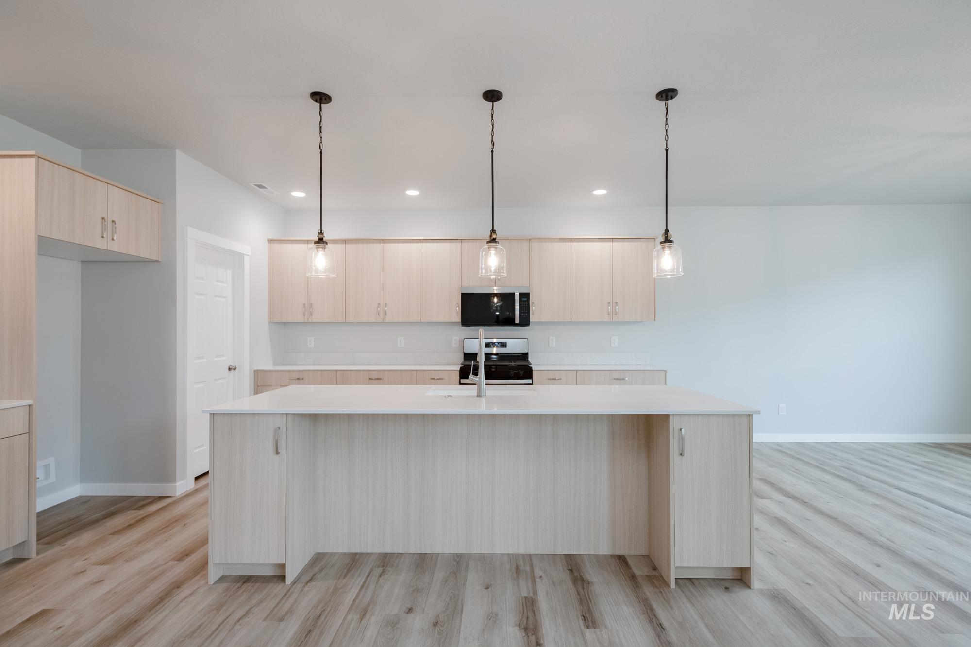 9138 W Violet St, Nampa, Idaho 83687, 4 Bedrooms, 2.5 Bathrooms, Residential For Sale, Price $529,990, 98969295