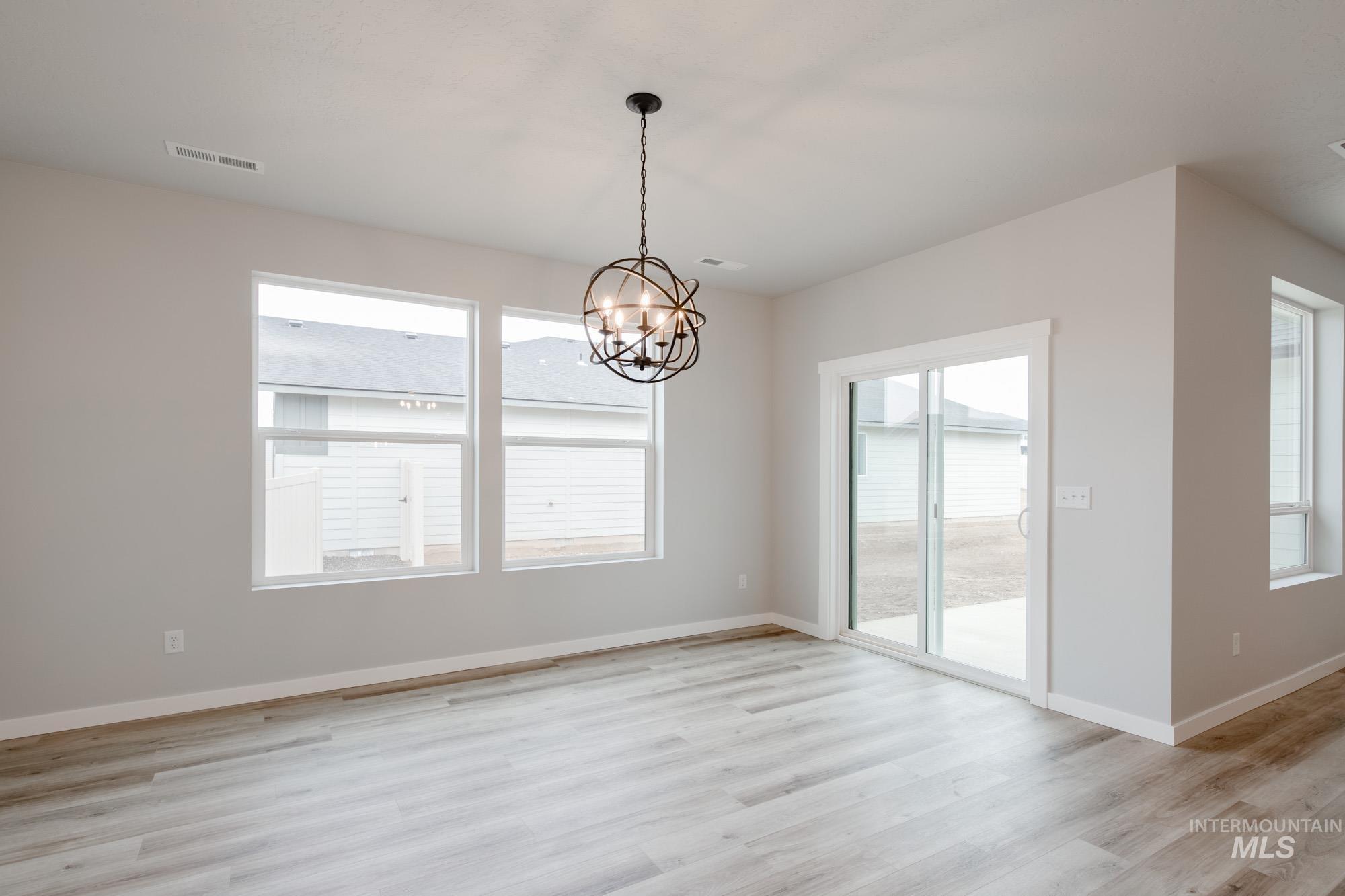 9138 W Violet St, Nampa, Idaho 83687, 4 Bedrooms, 2.5 Bathrooms, Residential For Sale, Price $529,990,MLS 98969295