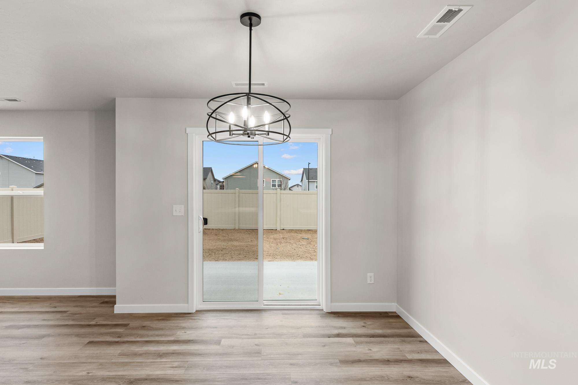 10845 Rutland St, Caldwell, Idaho 83605, 3 Bedrooms, 2.5 Bathrooms, Residential For Sale, Price $386,990, 98969296