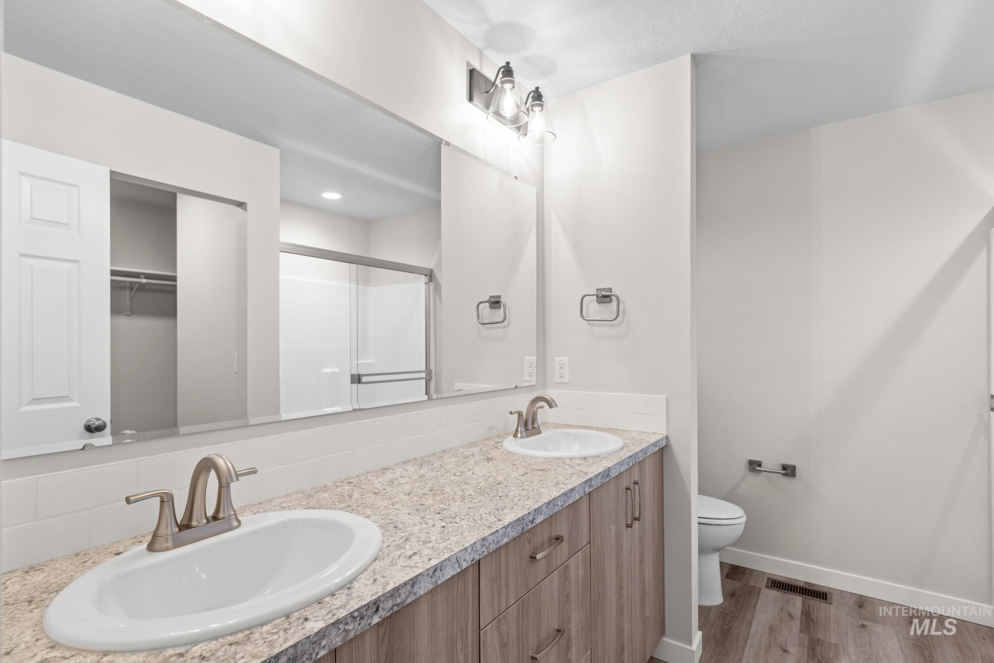 10845 Rutland St, Caldwell, Idaho 83605, 3 Bedrooms, 2.5 Bathrooms, Residential For Sale, Price $386,990,MLS 98969296