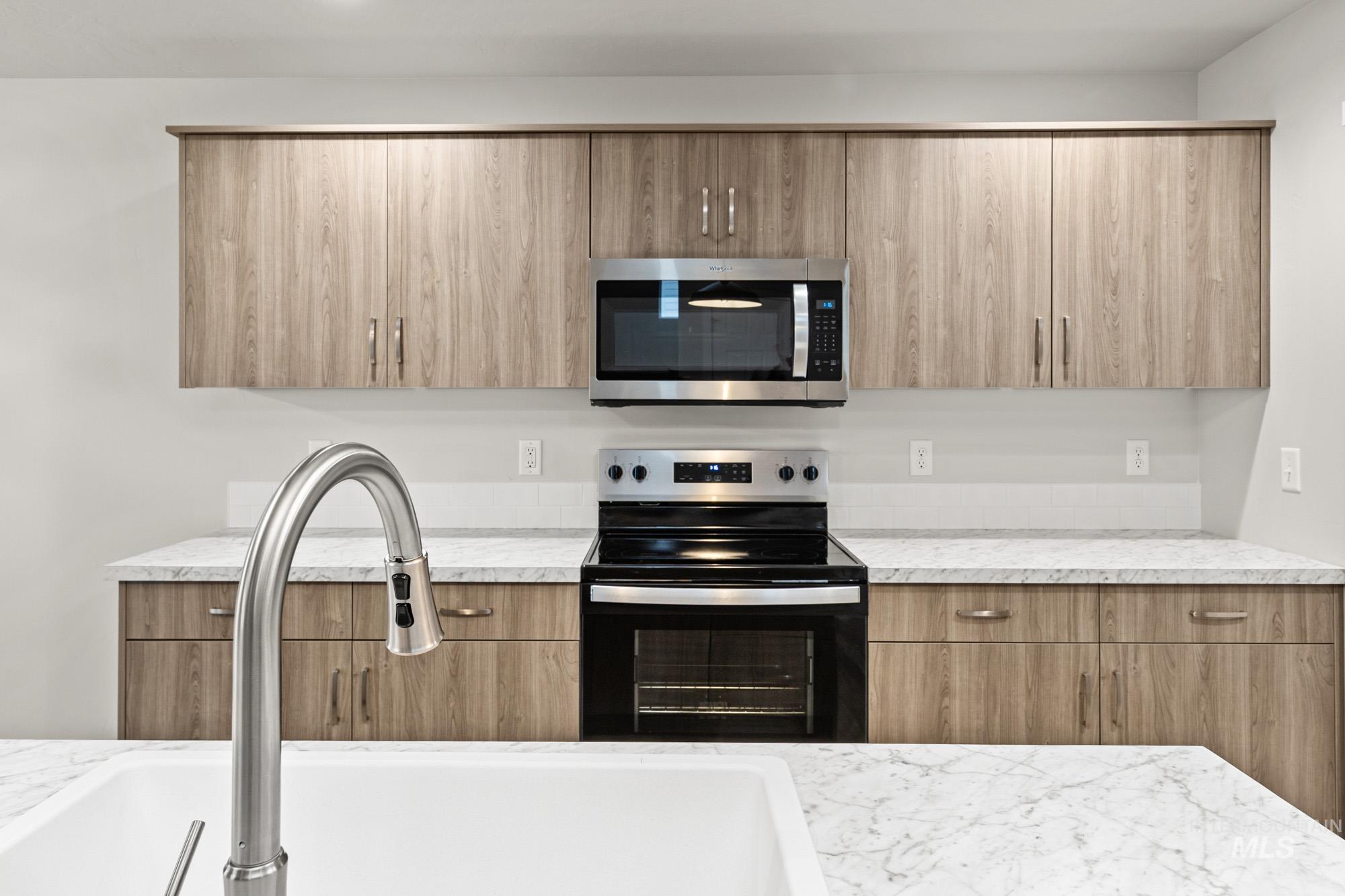 10845 Rutland St, Caldwell, Idaho 83605, 3 Bedrooms, 2.5 Bathrooms, Residential For Sale, Price $386,990, 98969296