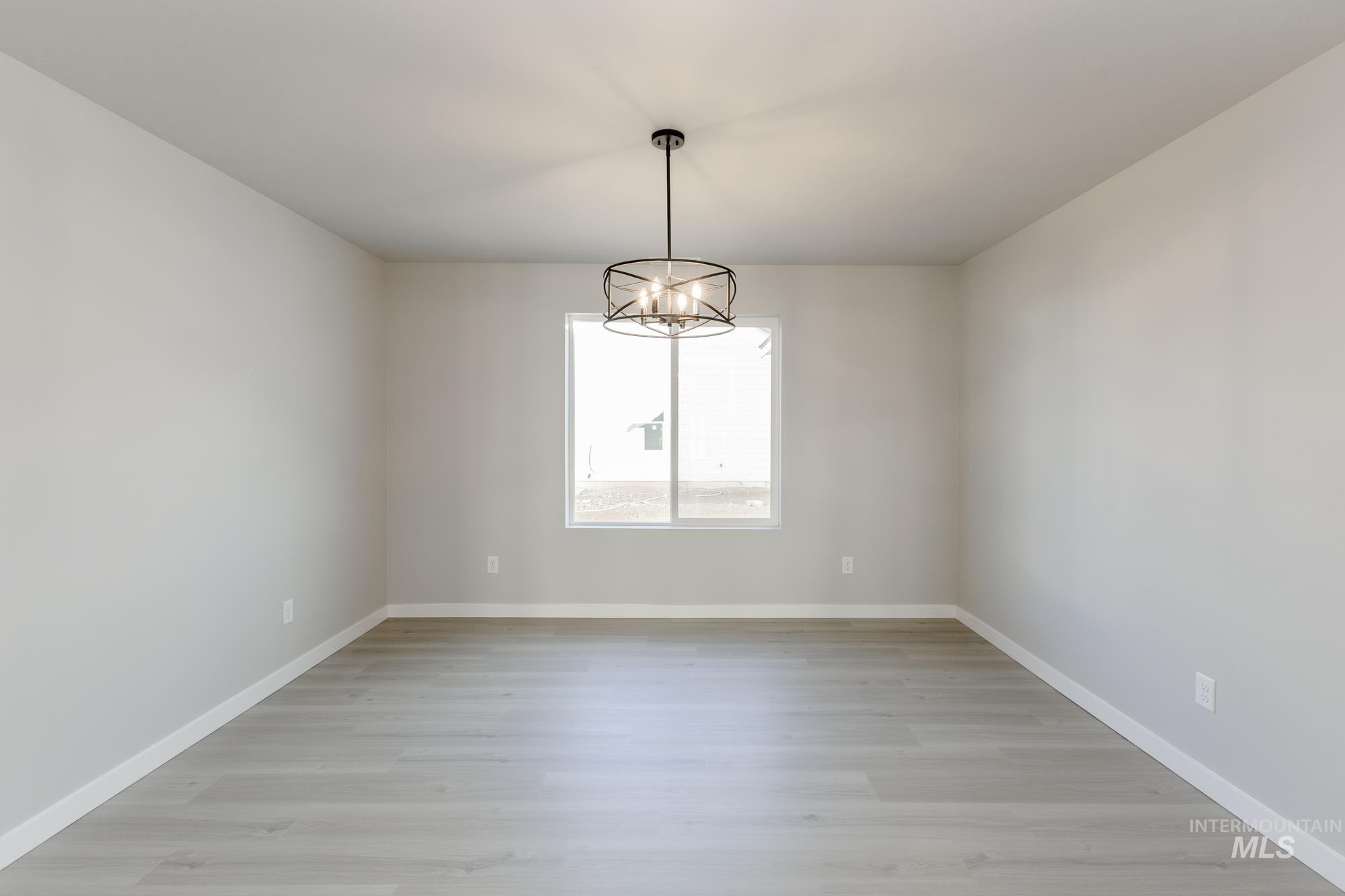 2296 N Iditarod Ave, Kuna, Idaho 83634, 4 Bedrooms, 3 Bathrooms, Residential For Sale, Price $582,990,MLS 98969297