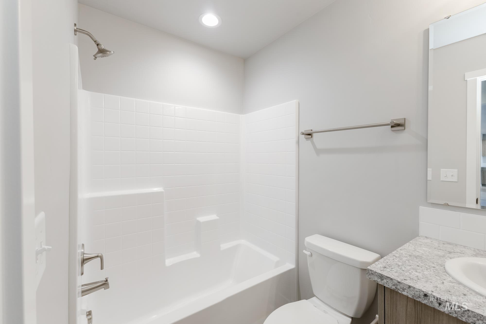 2296 N Iditarod Ave, Kuna, Idaho 83634, 4 Bedrooms, 3 Bathrooms, Residential For Sale, Price $582,990,MLS 98969297