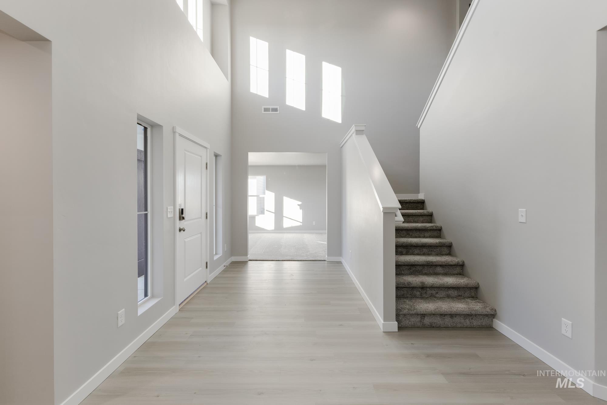 2296 N Iditarod Ave, Kuna, Idaho 83634, 4 Bedrooms, 3 Bathrooms, Residential For Sale, Price $582,990,MLS 98969297