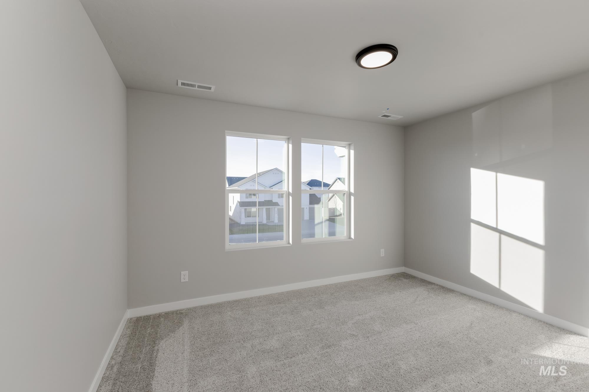 2296 N Iditarod Ave, Kuna, Idaho 83634, 4 Bedrooms, 3 Bathrooms, Residential For Sale, Price $582,990,MLS 98969297