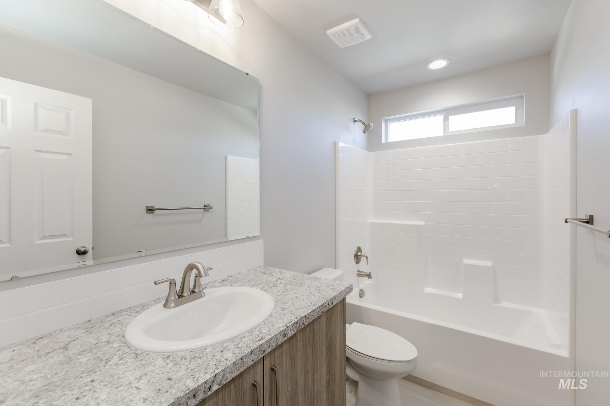 2296 N Iditarod Ave, Kuna, Idaho 83634, 4 Bedrooms, 3 Bathrooms, Residential For Sale, Price $582,990,MLS 98969297