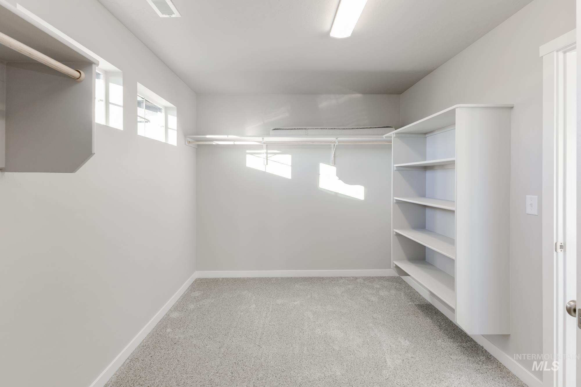 2296 N Iditarod Ave, Kuna, Idaho 83634, 4 Bedrooms, 3 Bathrooms, Residential For Sale, Price $582,990,MLS 98969297