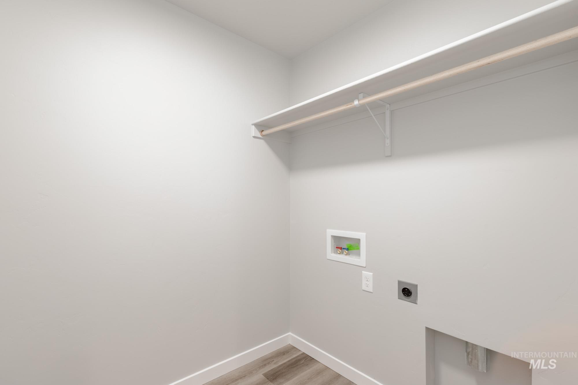 3005 E Mossy Creek Dr, Kuna, Idaho 83634, 3 Bedrooms, 2.5 Bathrooms, Residential For Sale, Price $393,990,MLS 98969298