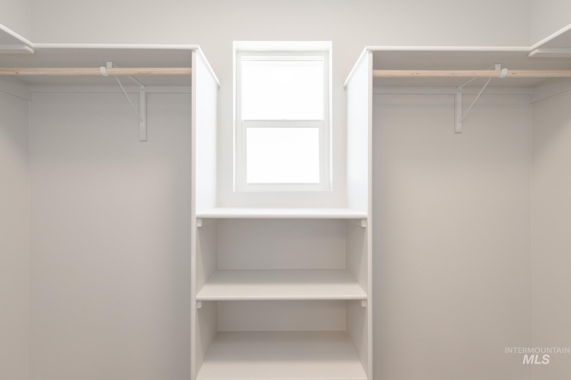 3005 E Mossy Creek Dr, Kuna, Idaho 83634, 3 Bedrooms, 2.5 Bathrooms, Residential For Sale, Price $393,990,MLS 98969298