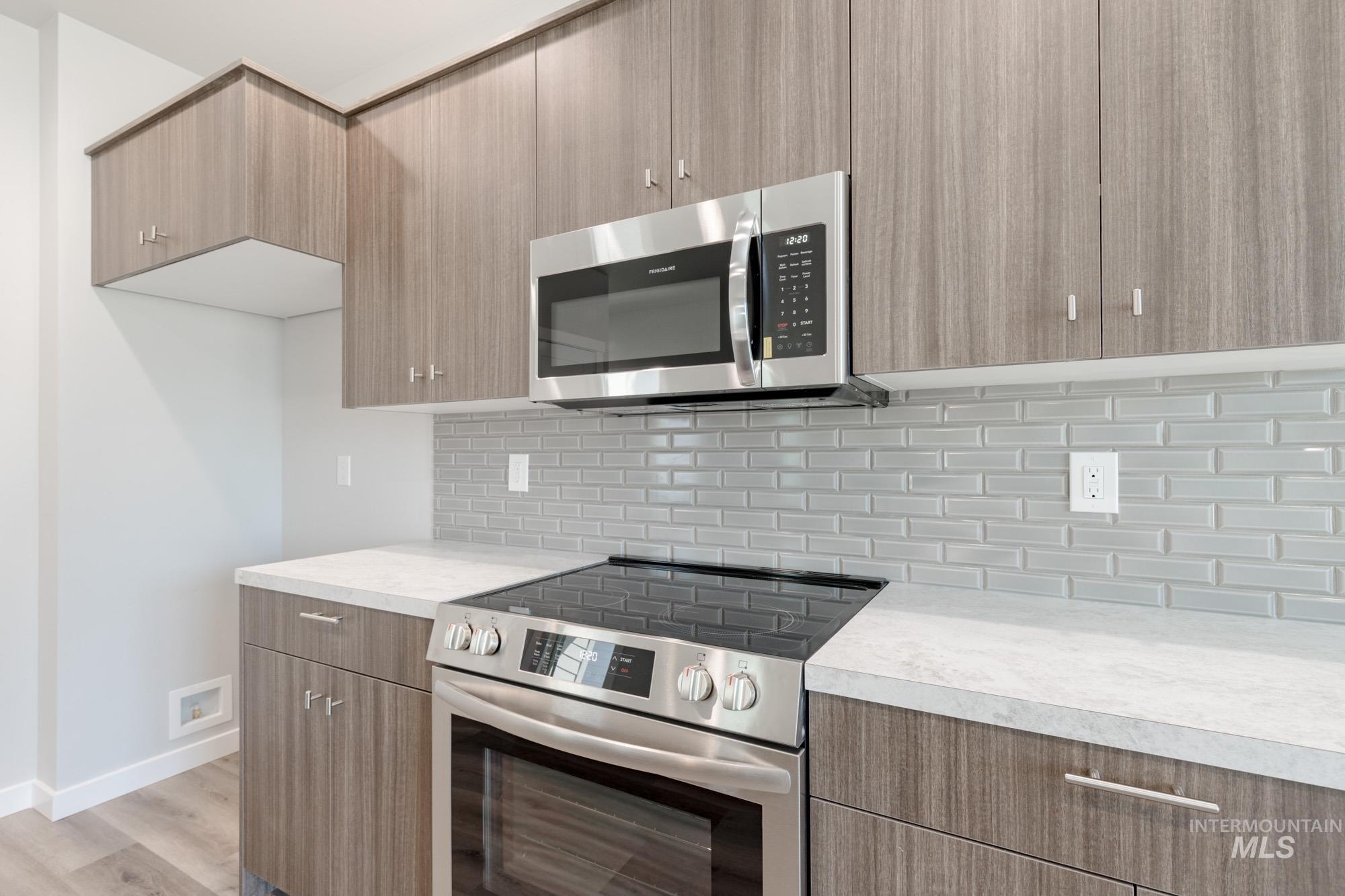 3005 E Mossy Creek Dr, Kuna, Idaho 83634, 3 Bedrooms, 2.5 Bathrooms, Residential For Sale, Price $393,990,MLS 98969298