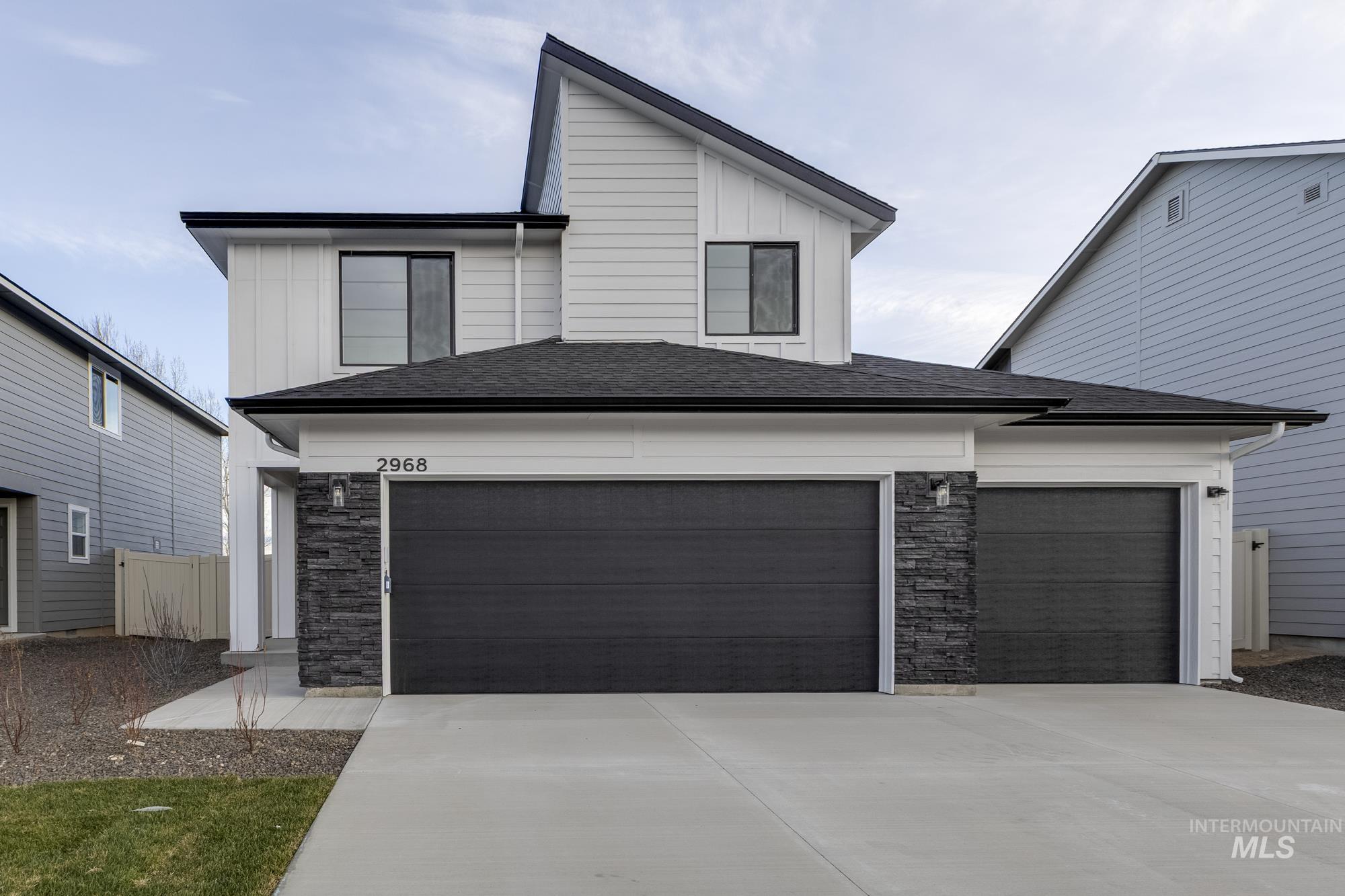 2968 E Mossy Creek Dr, Kuna, Idaho 83634, 4 Bedrooms, 2.5 Bathrooms, Residential For Sale, Price $474,990,MLS 98969299